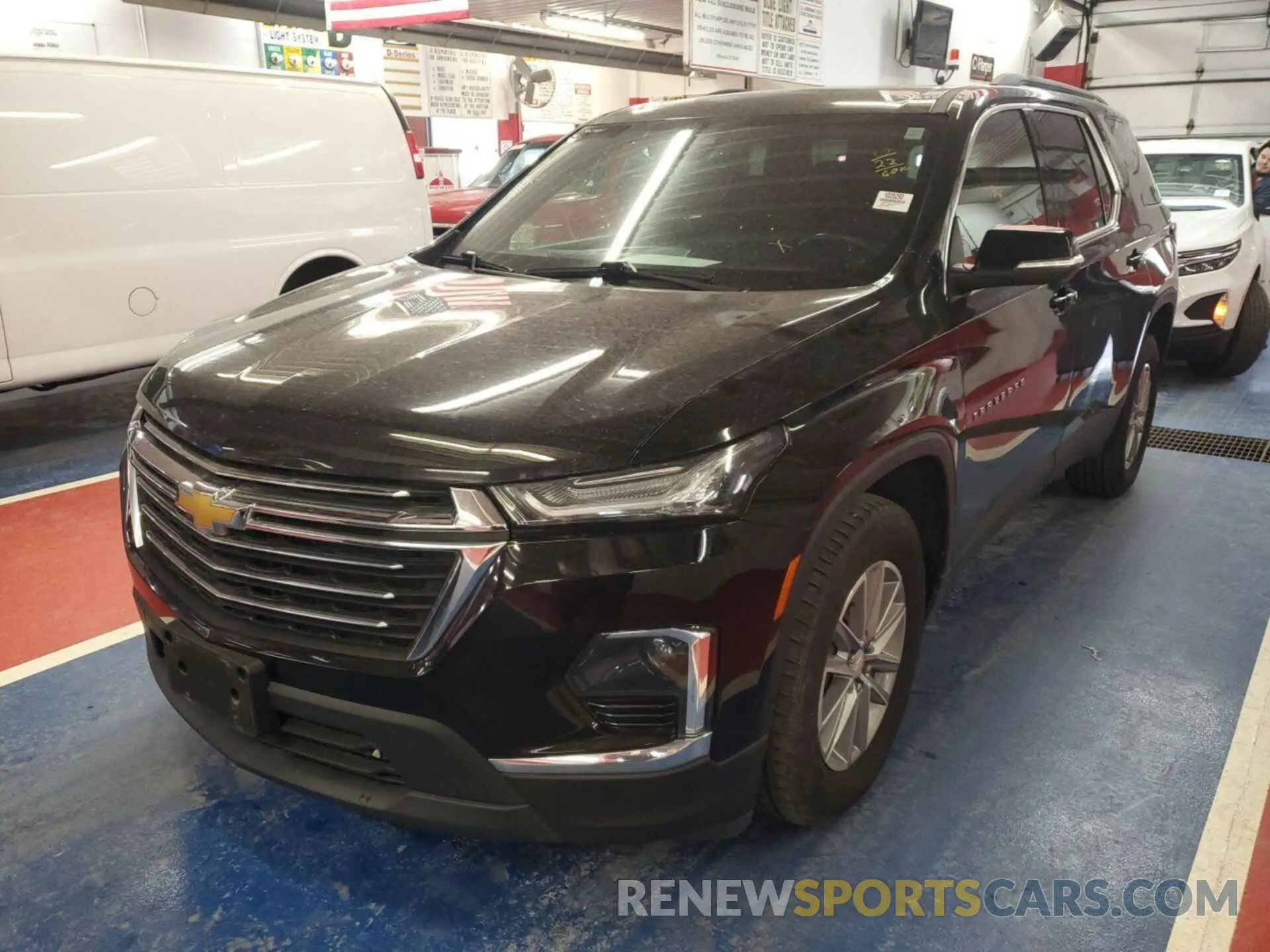 11 Photograph of a damaged car 1GNEVGKWXNJ141202 CHEVROLET TRAVERSE 2022