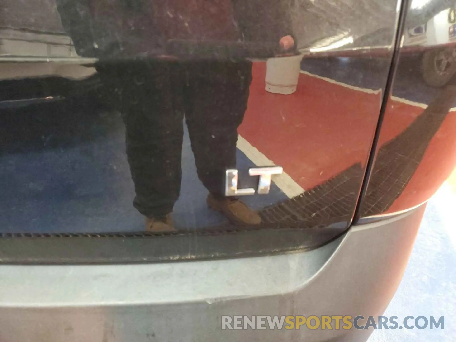 15 Photograph of a damaged car 1GNEVGKWXNJ141202 CHEVROLET TRAVERSE 2022