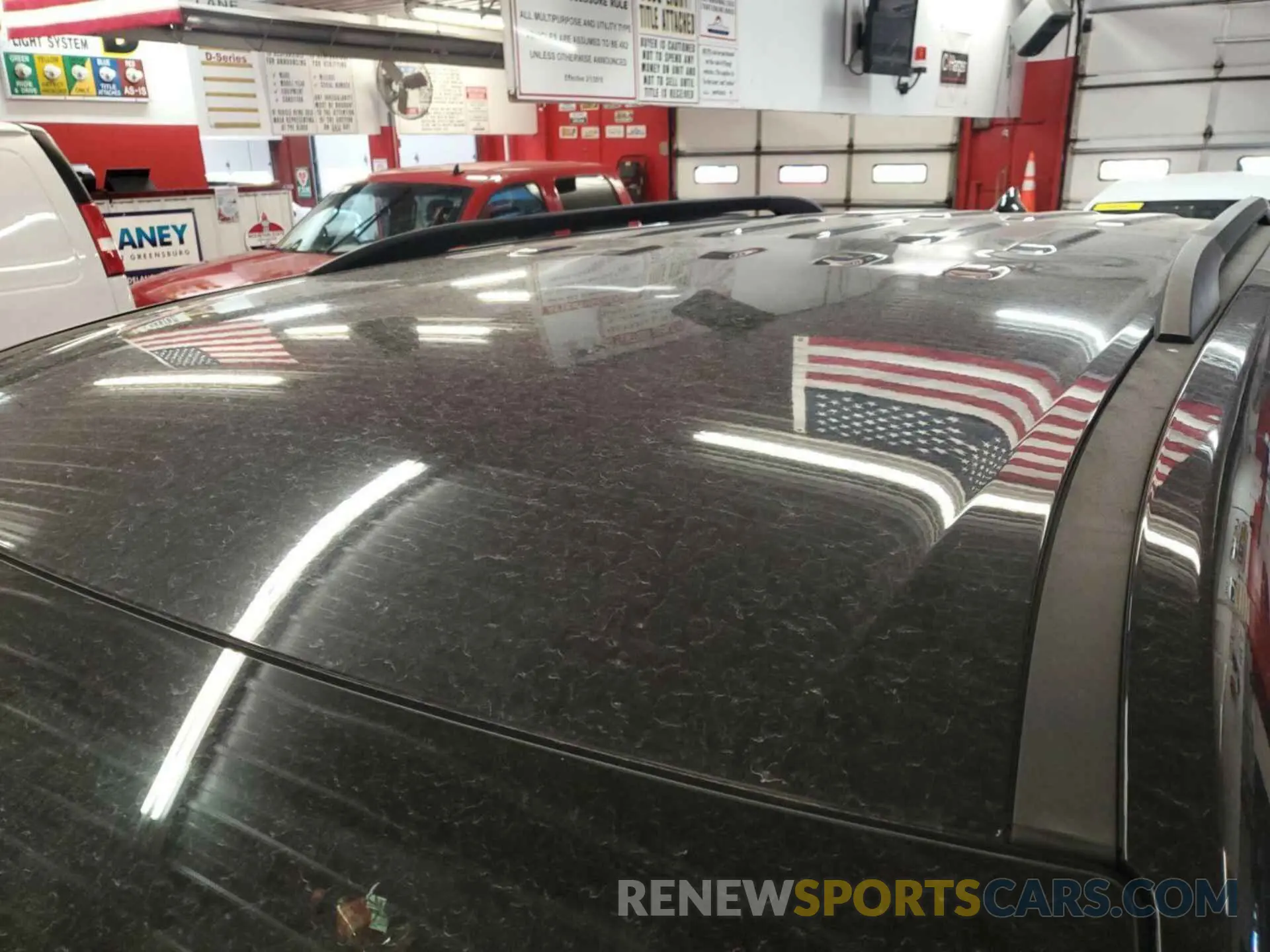 7 Photograph of a damaged car 1GNEVGKWXNJ141202 CHEVROLET TRAVERSE 2022