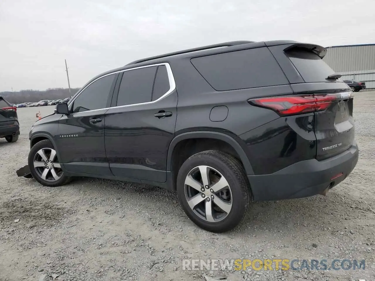 2 Фотография поврежденного автомобиля 1GNEVHKW5NJ108324 CHEVROLET TRAVERSE 2022