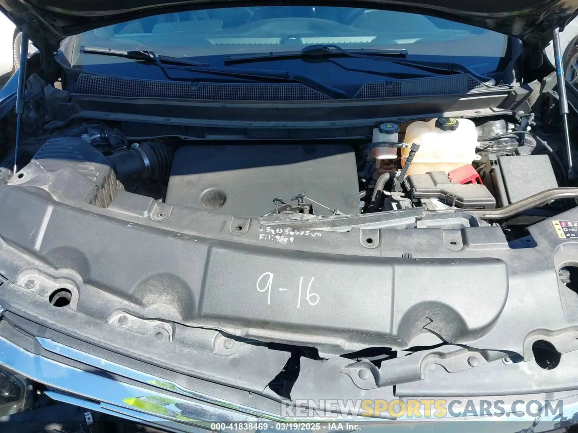 10 Фотография поврежденного автомобиля 1GNEVHKW5NJ133935 CHEVROLET TRAVERSE 2022