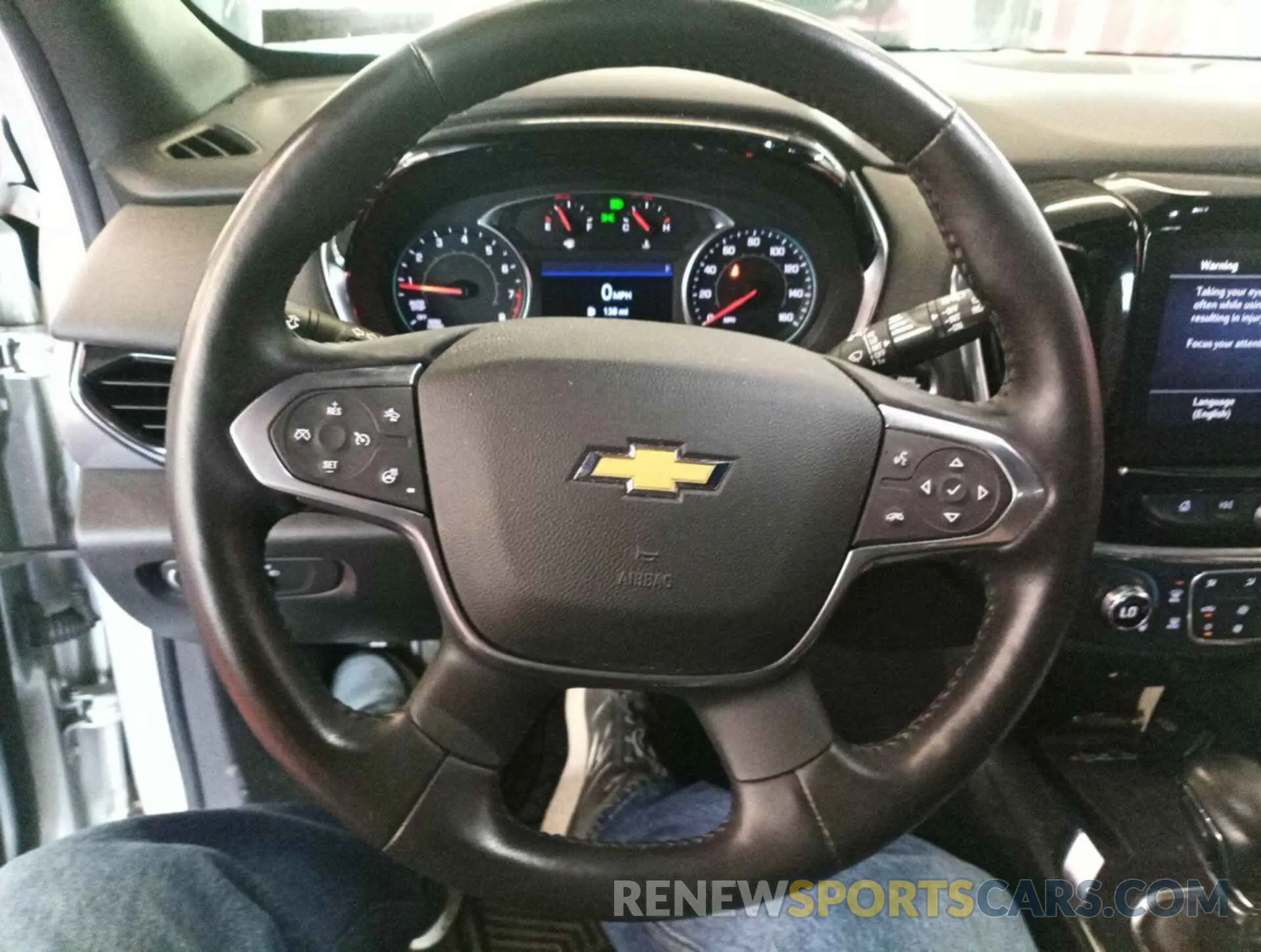 25 Photograph of a damaged car 1GNEVHKW5NJ151576 CHEVROLET TRAVERSE 2022