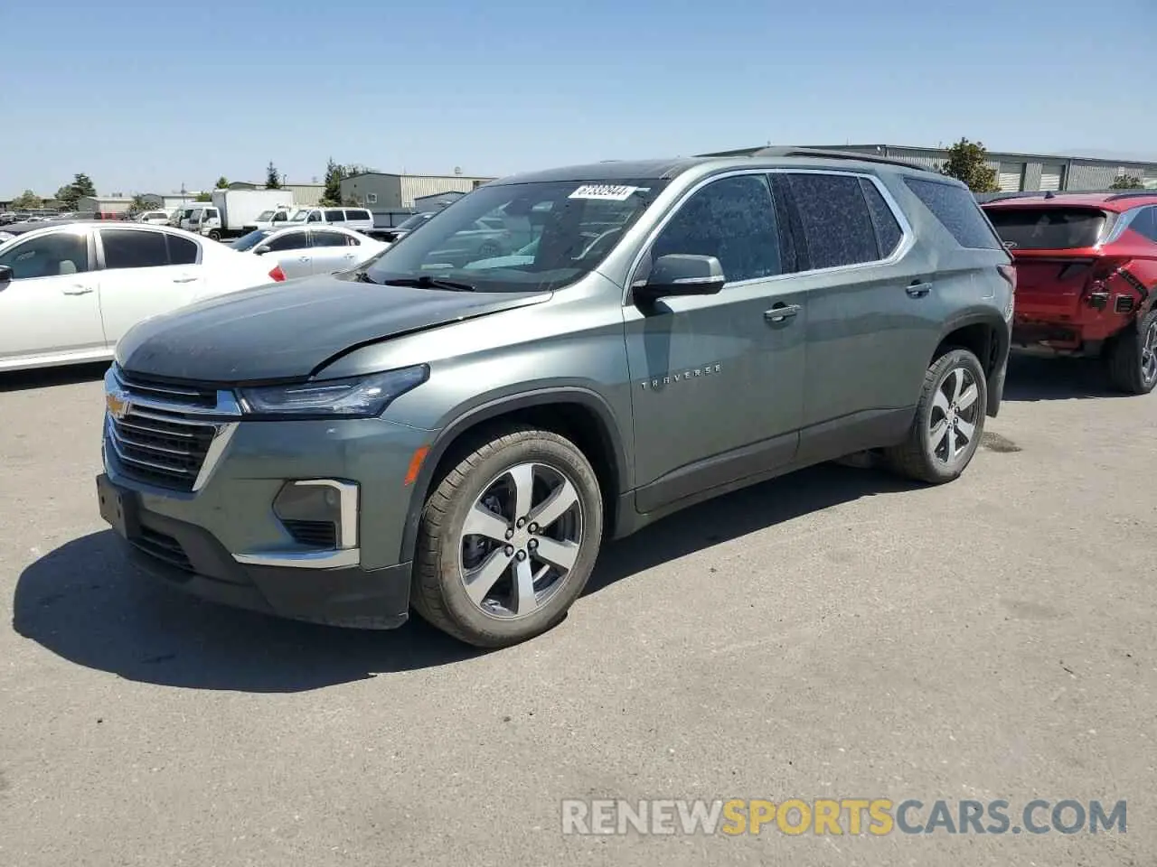 1 Photograph of a damaged car 1GNEVHKWXNJ101790 CHEVROLET TRAVERSE 2022
