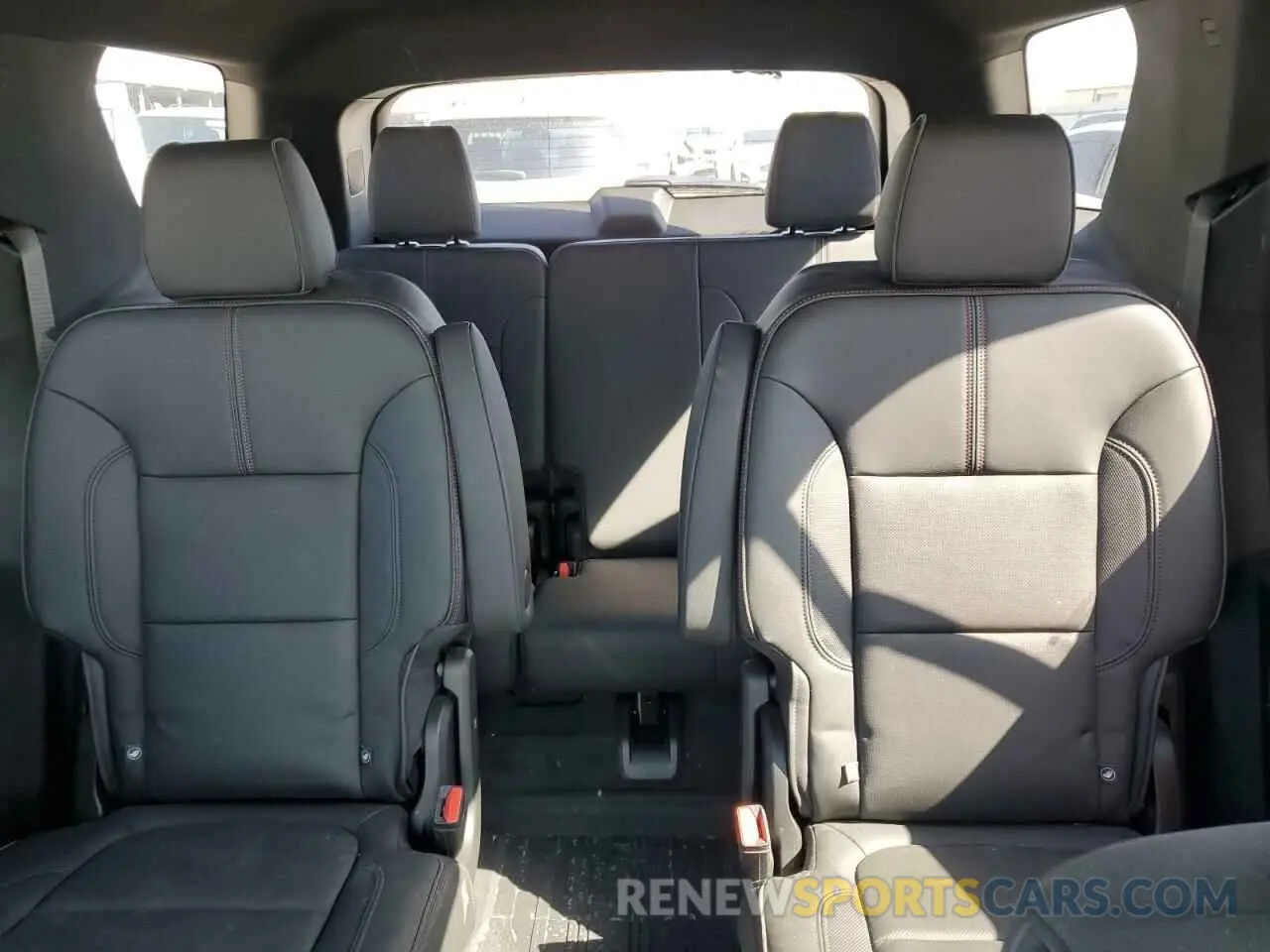 10 Фотография поврежденного автомобиля 1GNEVJKW7NJ104752 CHEVROLET TRAVERSE 2022