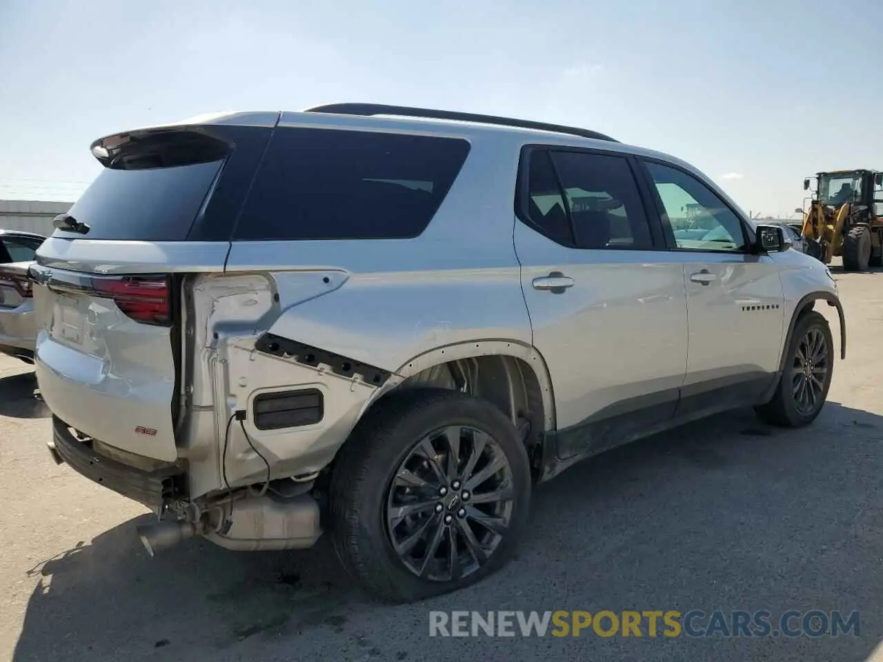3 Фотография поврежденного автомобиля 1GNEVJKW7NJ104752 CHEVROLET TRAVERSE 2022