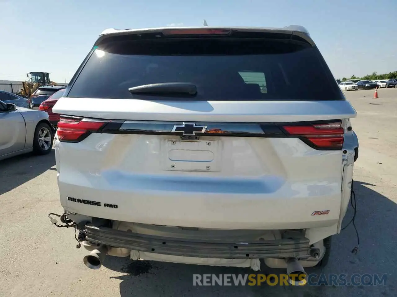 6 Фотография поврежденного автомобиля 1GNEVJKW7NJ104752 CHEVROLET TRAVERSE 2022
