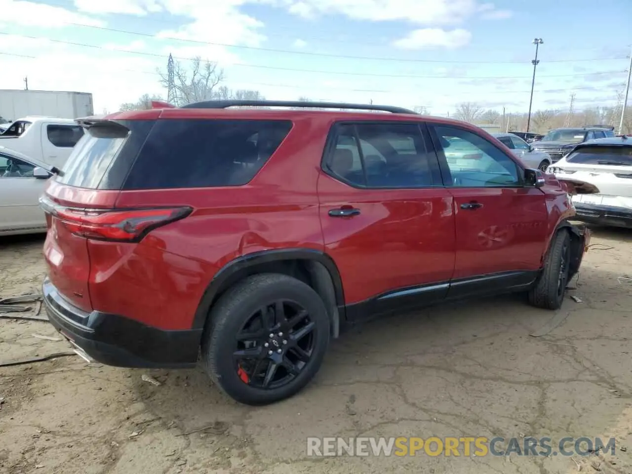 3 Photograph of a damaged car 1GNEVKKW2NJ132898 CHEVROLET TRAVERSE 2022