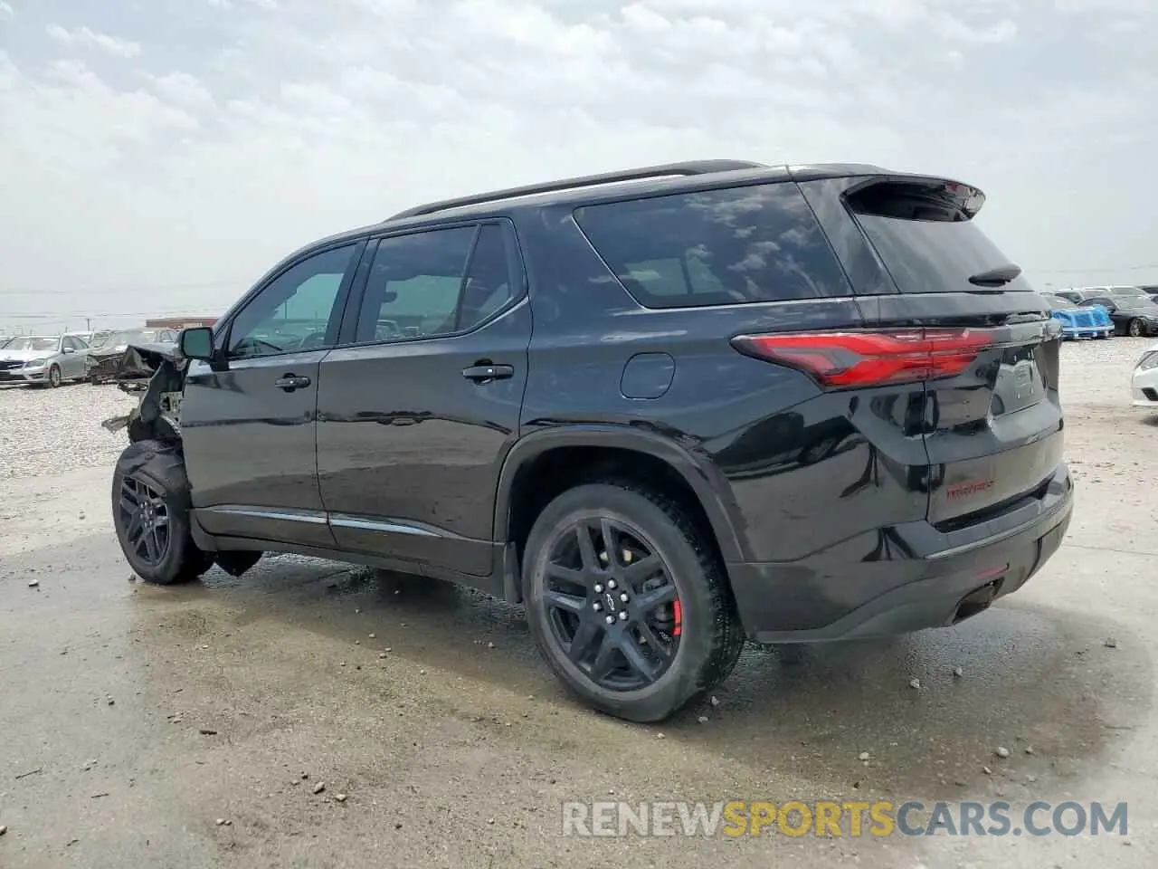 2 Фотография поврежденного автомобиля 1GNEVKKW3NJ123529 CHEVROLET TRAVERSE 2022