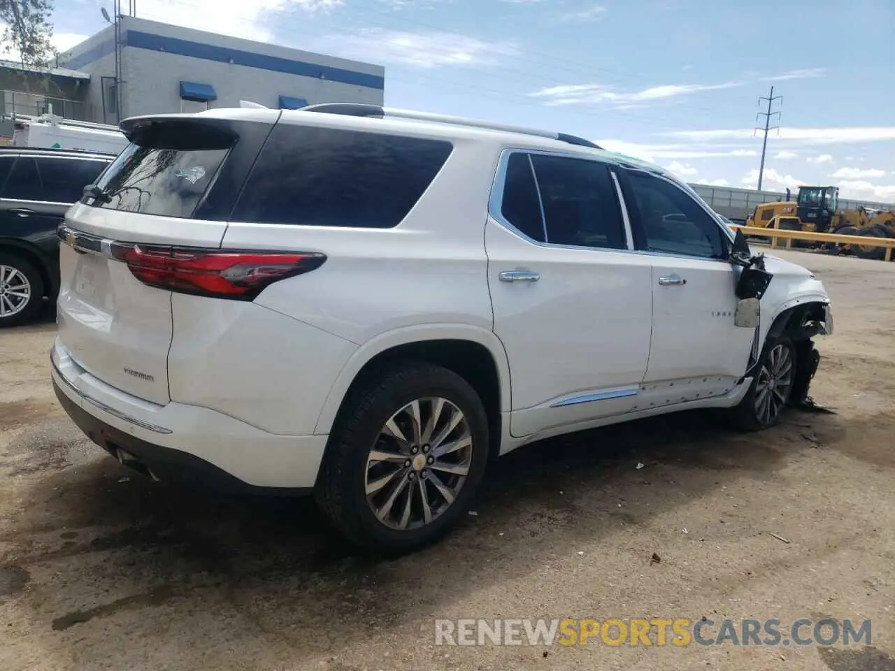 3 Фотография поврежденного автомобиля 1GNEVKKW3NJ124289 CHEVROLET TRAVERSE 2022