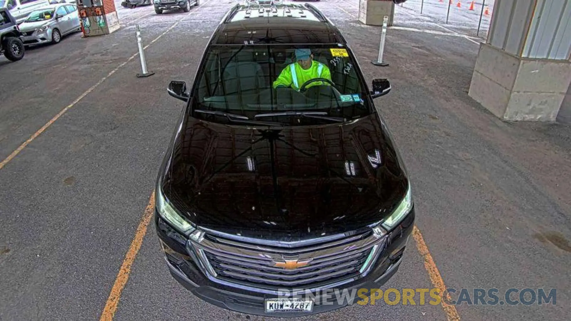 24 Фотография поврежденного автомобиля 1GNEVMKW4NJ123597 CHEVROLET TRAVERSE 2022