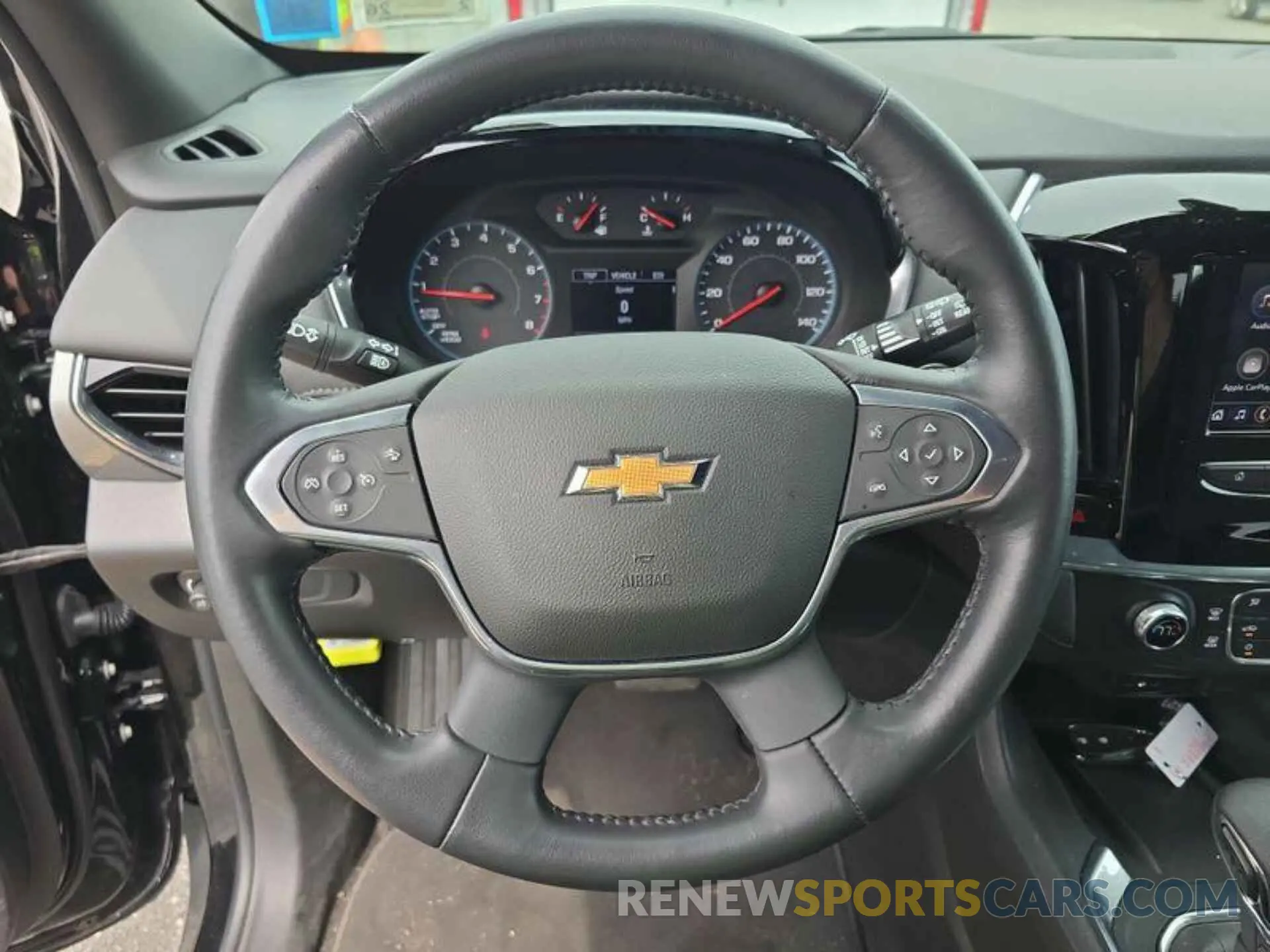 4 Фотография поврежденного автомобиля 1GNEVMKW4NJ123597 CHEVROLET TRAVERSE 2022
