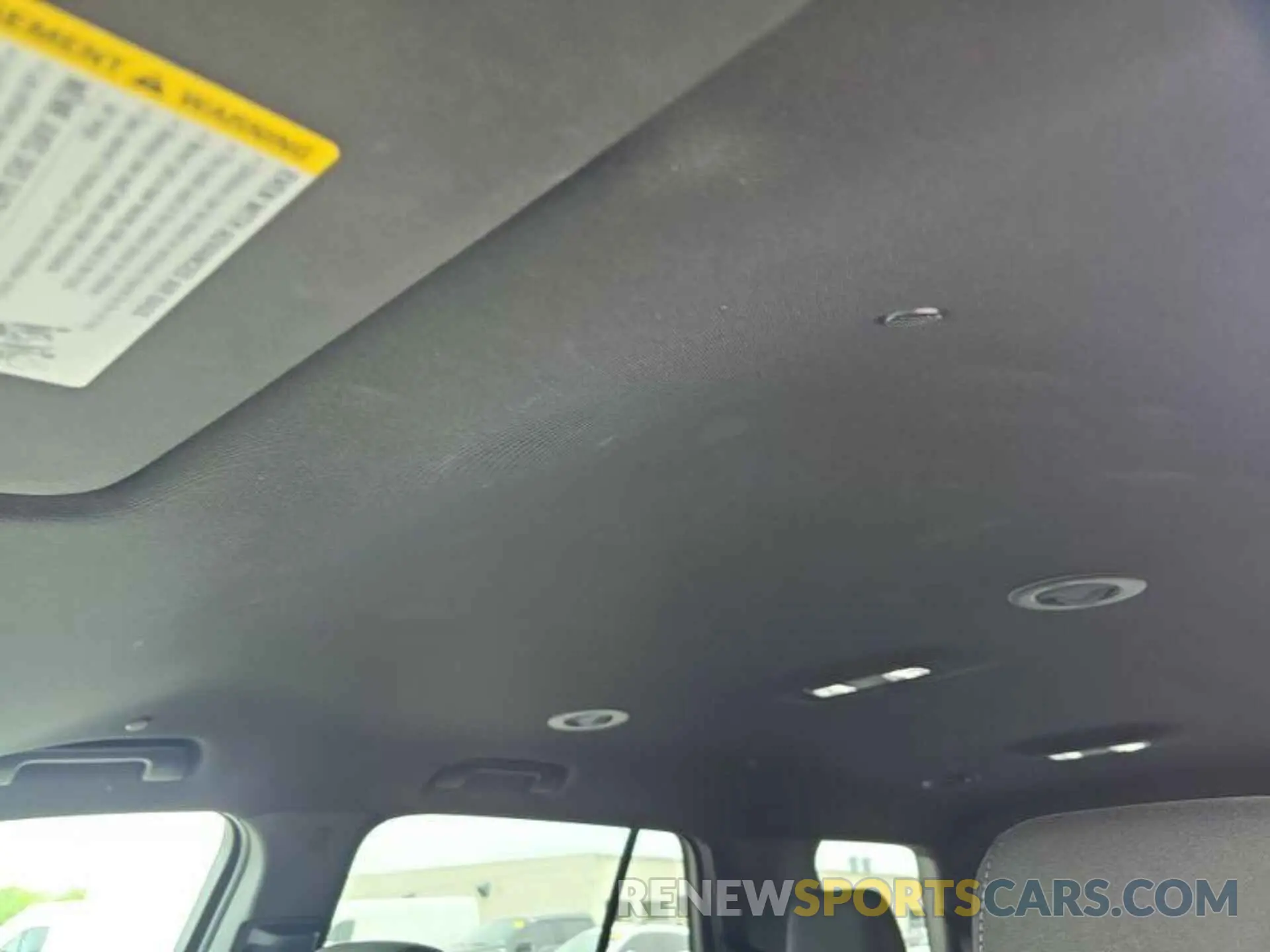 5 Фотография поврежденного автомобиля 1GNEVMKW4NJ123597 CHEVROLET TRAVERSE 2022