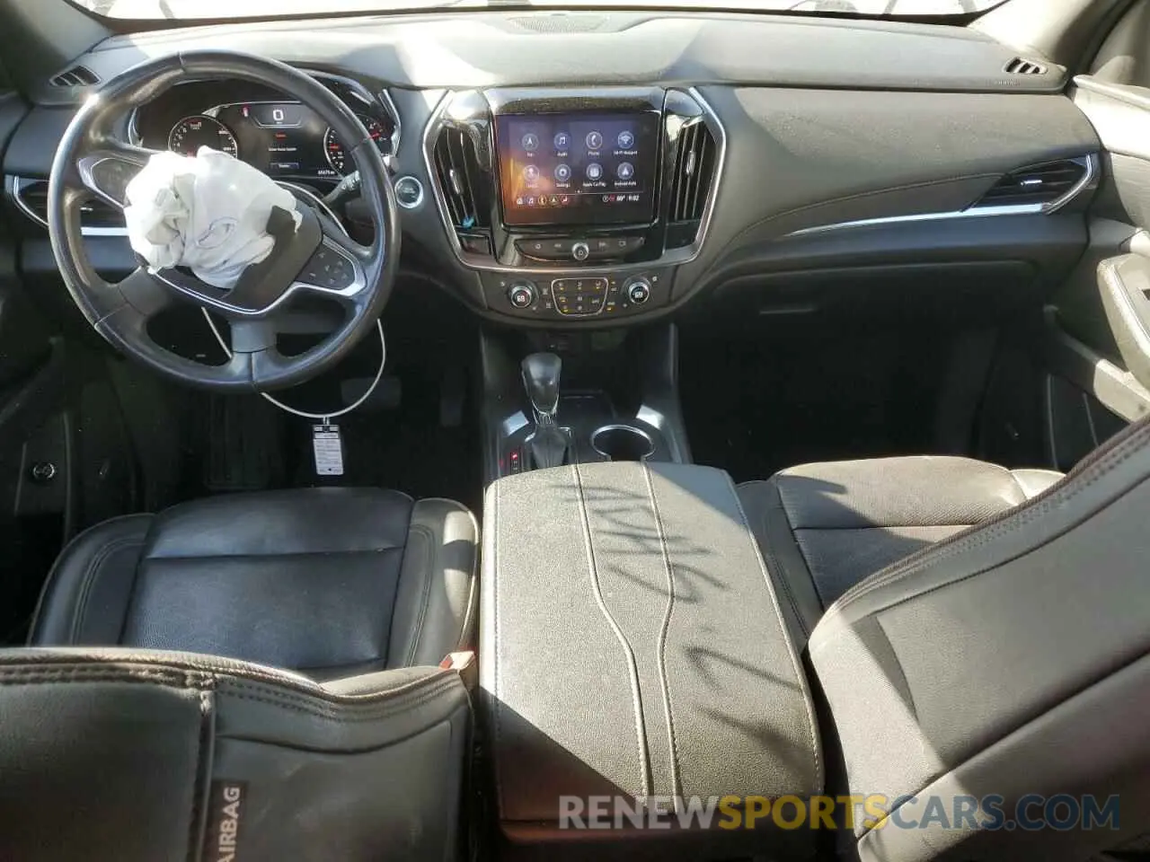 8 Photograph of a damaged car 1GNEVNKW2NJ152134 CHEVROLET TRAVERSE 2022