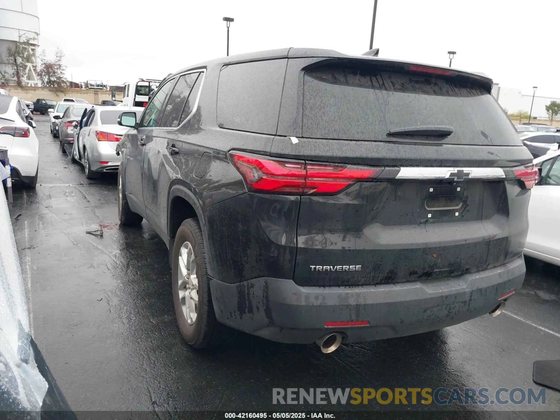 3 Фотография поврежденного автомобиля 1GNERFKW0PJ329423 CHEVROLET TRAVERSE 2023