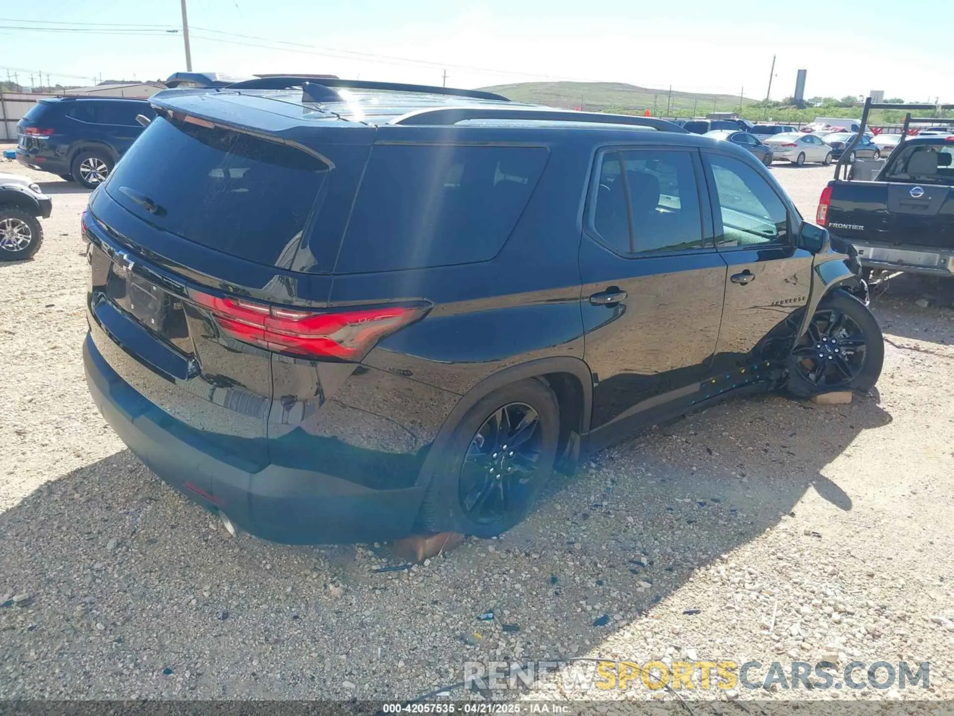 4 Фотография поврежденного автомобиля 1GNERFKW2PJ238587 CHEVROLET TRAVERSE 2023