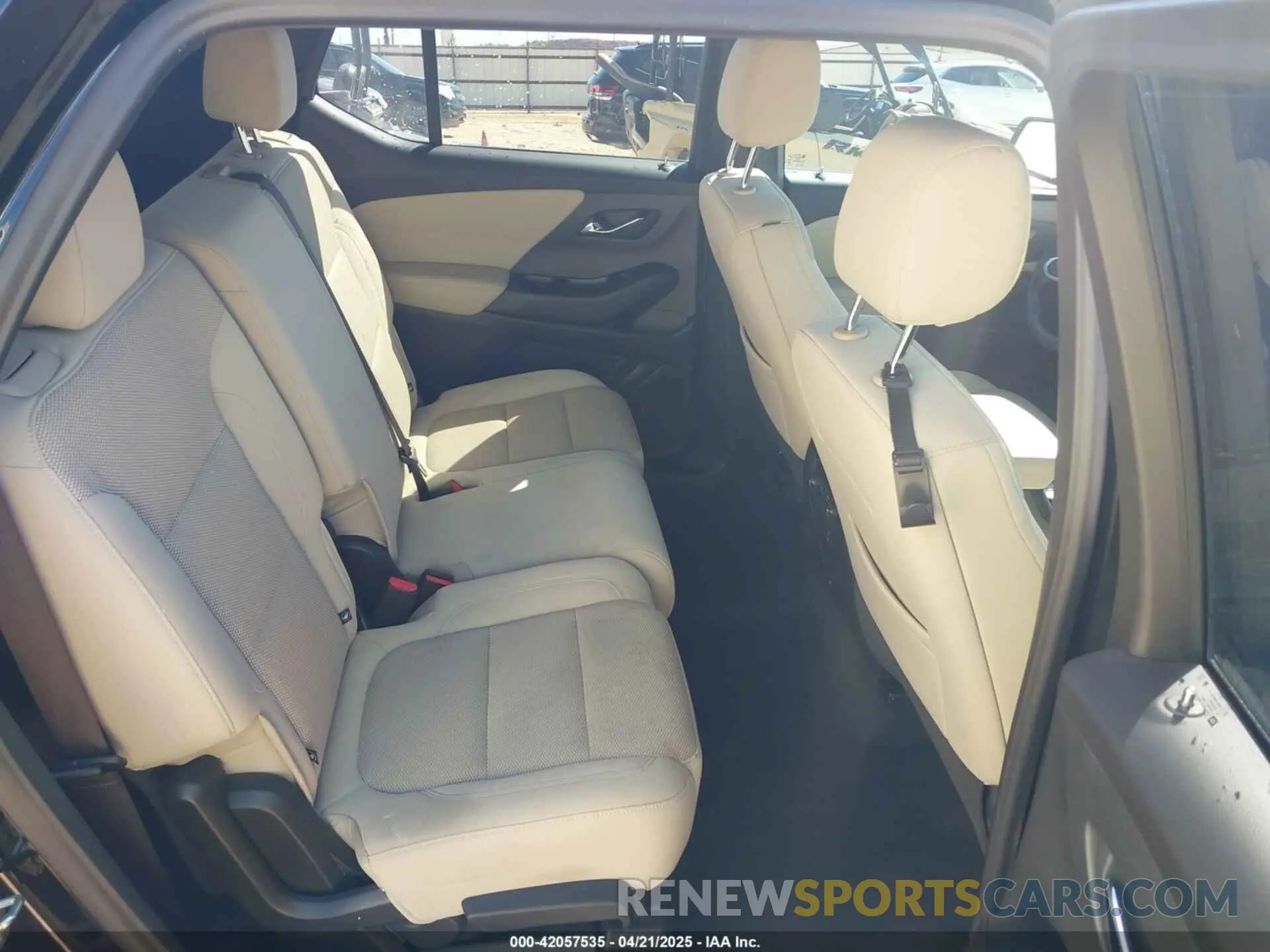 8 Фотография поврежденного автомобиля 1GNERFKW2PJ238587 CHEVROLET TRAVERSE 2023