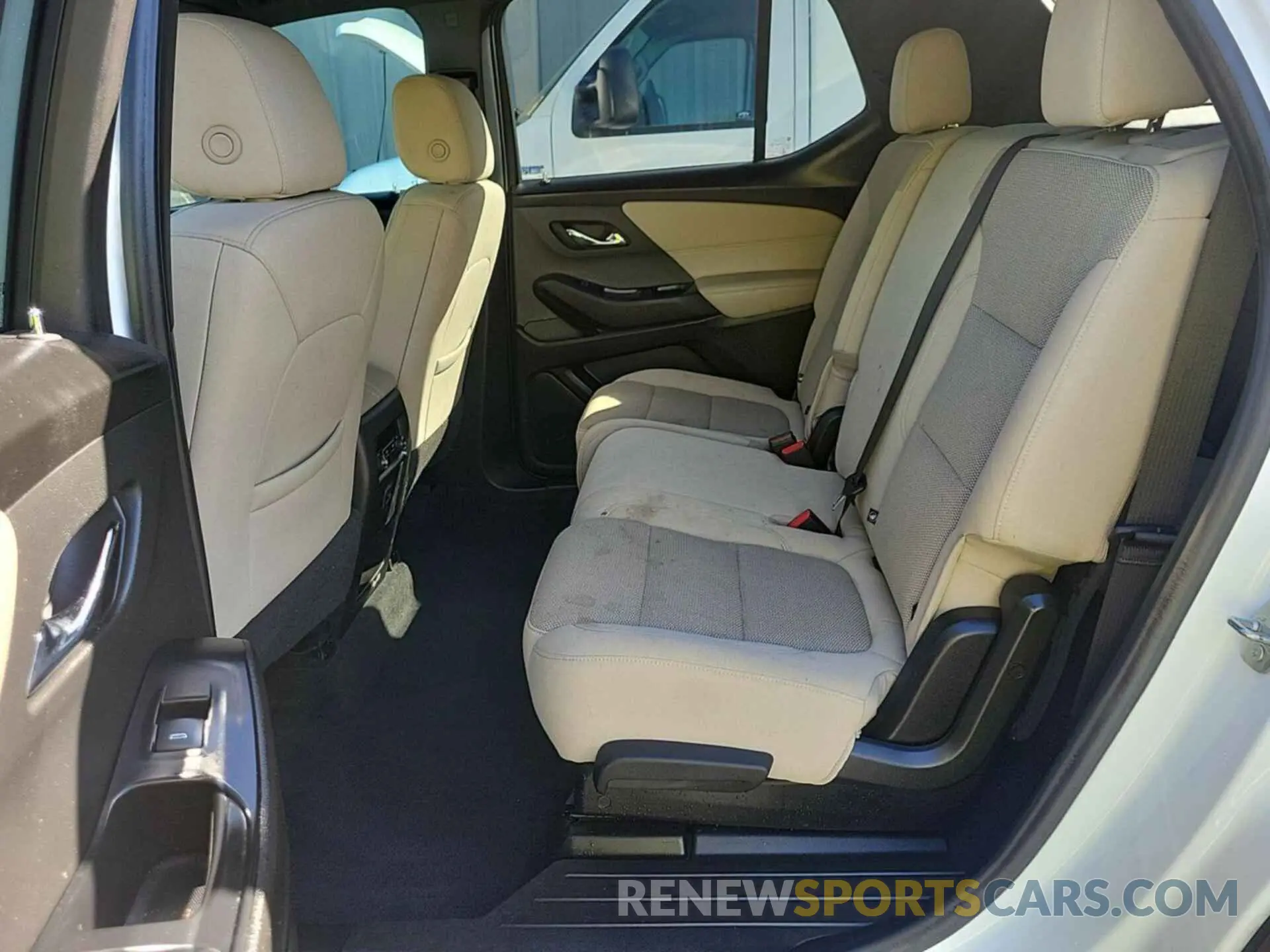 6 Фотография поврежденного автомобиля 1GNERFKW3PJ114117 CHEVROLET TRAVERSE 2023