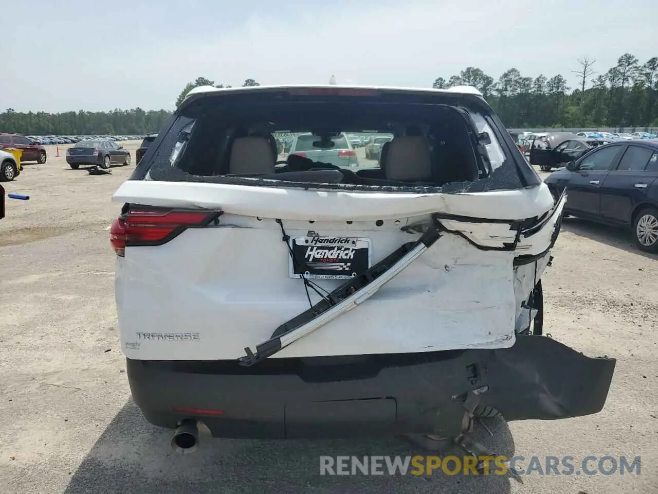 6 Photograph of a damaged car 1GNERFKW4PJ207440 CHEVROLET TRAVERSE 2023