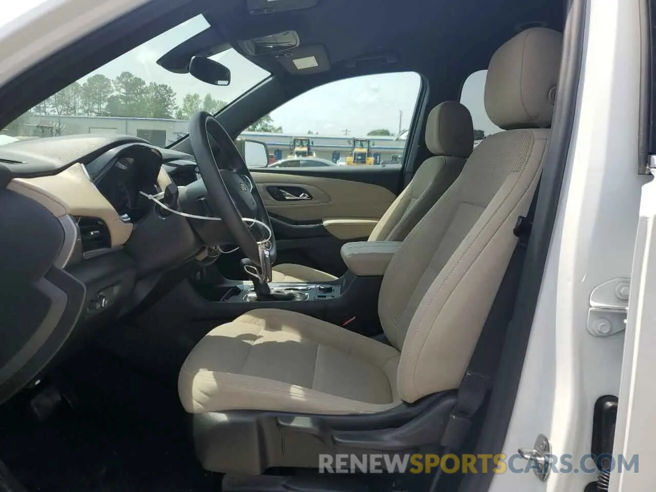 7 Photograph of a damaged car 1GNERFKW4PJ207440 CHEVROLET TRAVERSE 2023