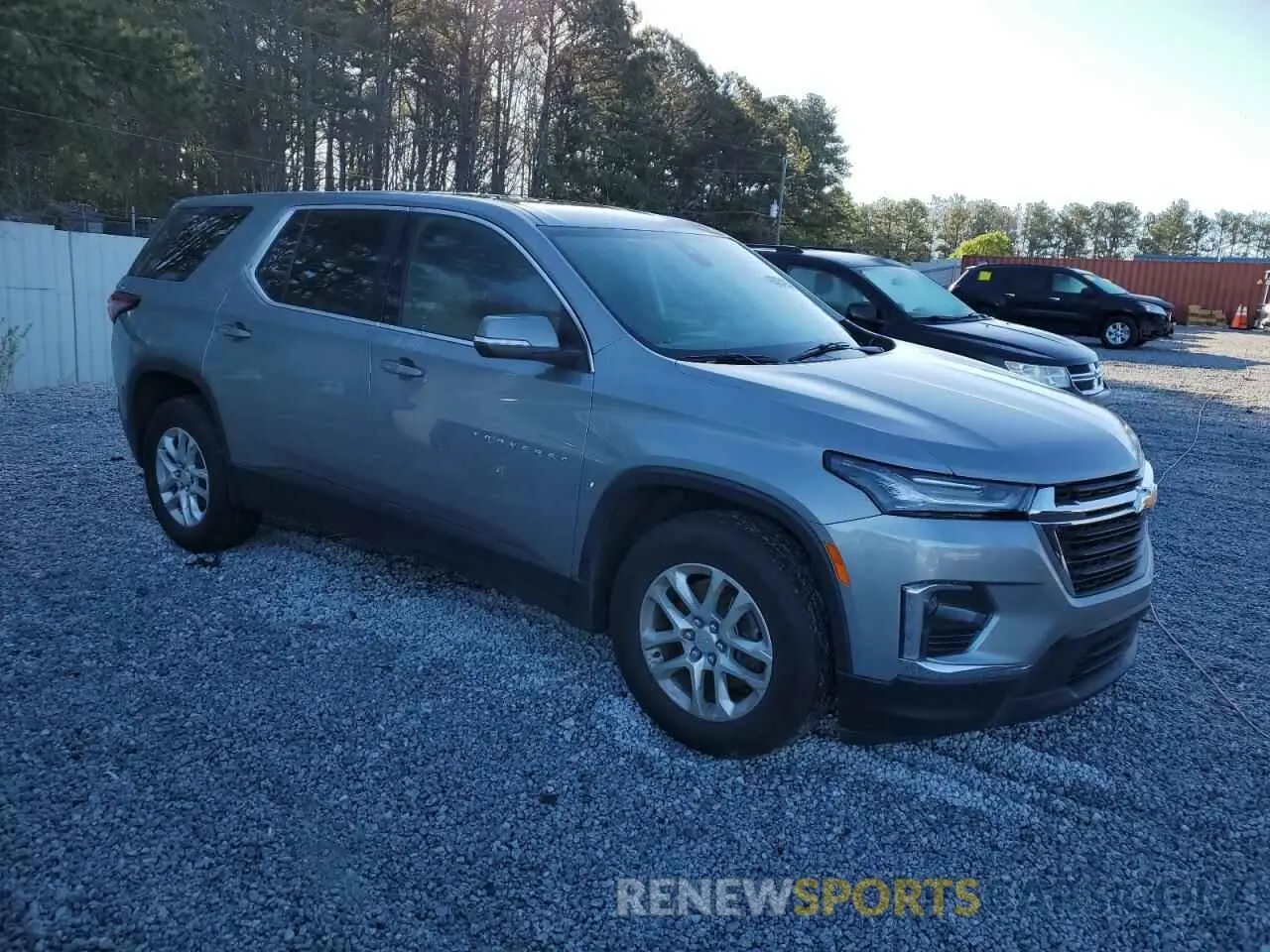 4 Фотография поврежденного автомобиля 1GNERFKW4PJ285541 CHEVROLET TRAVERSE 2023