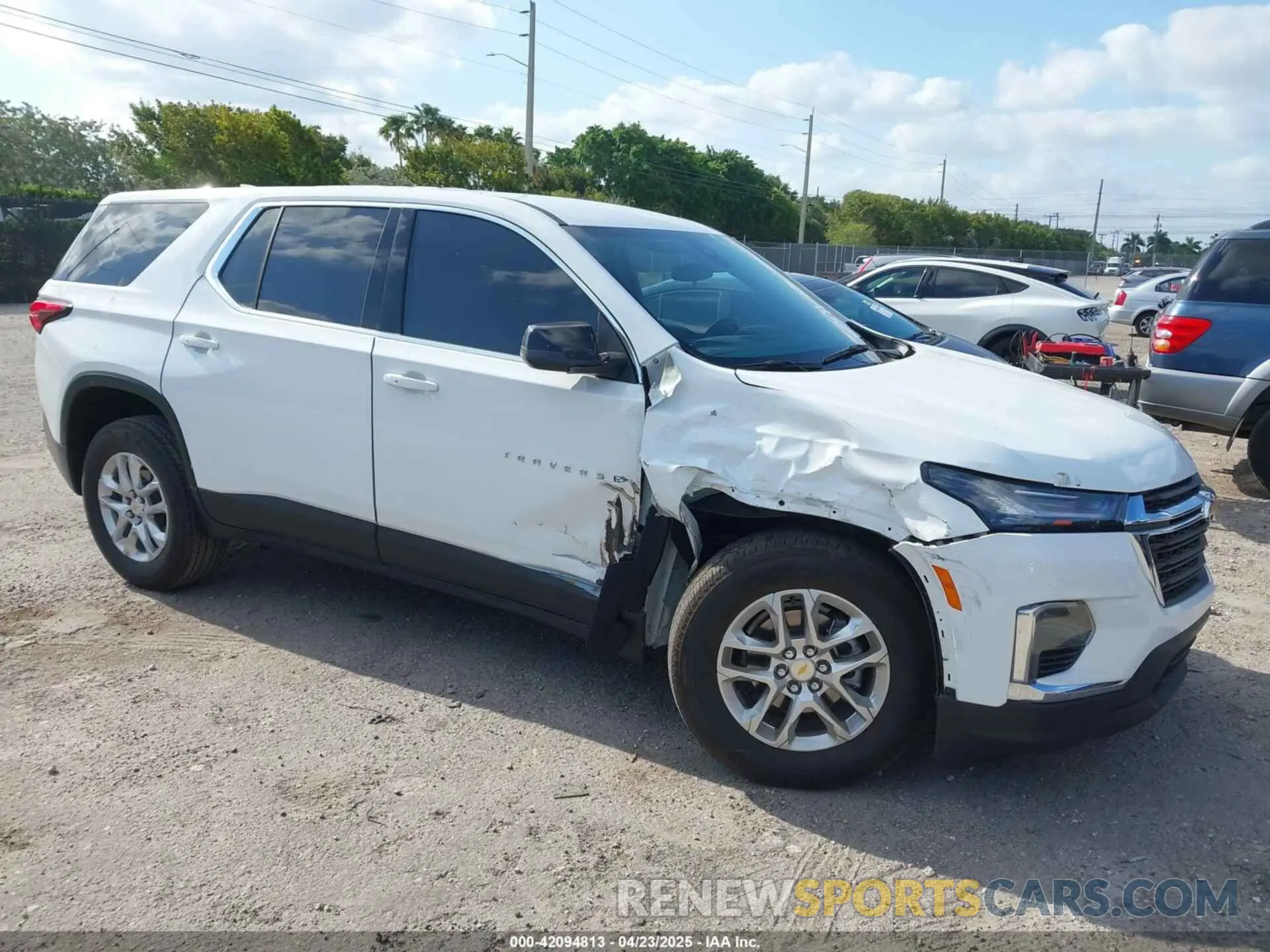 1 Photograph of a damaged car 1GNERFKW5PJ254895 CHEVROLET TRAVERSE 2023