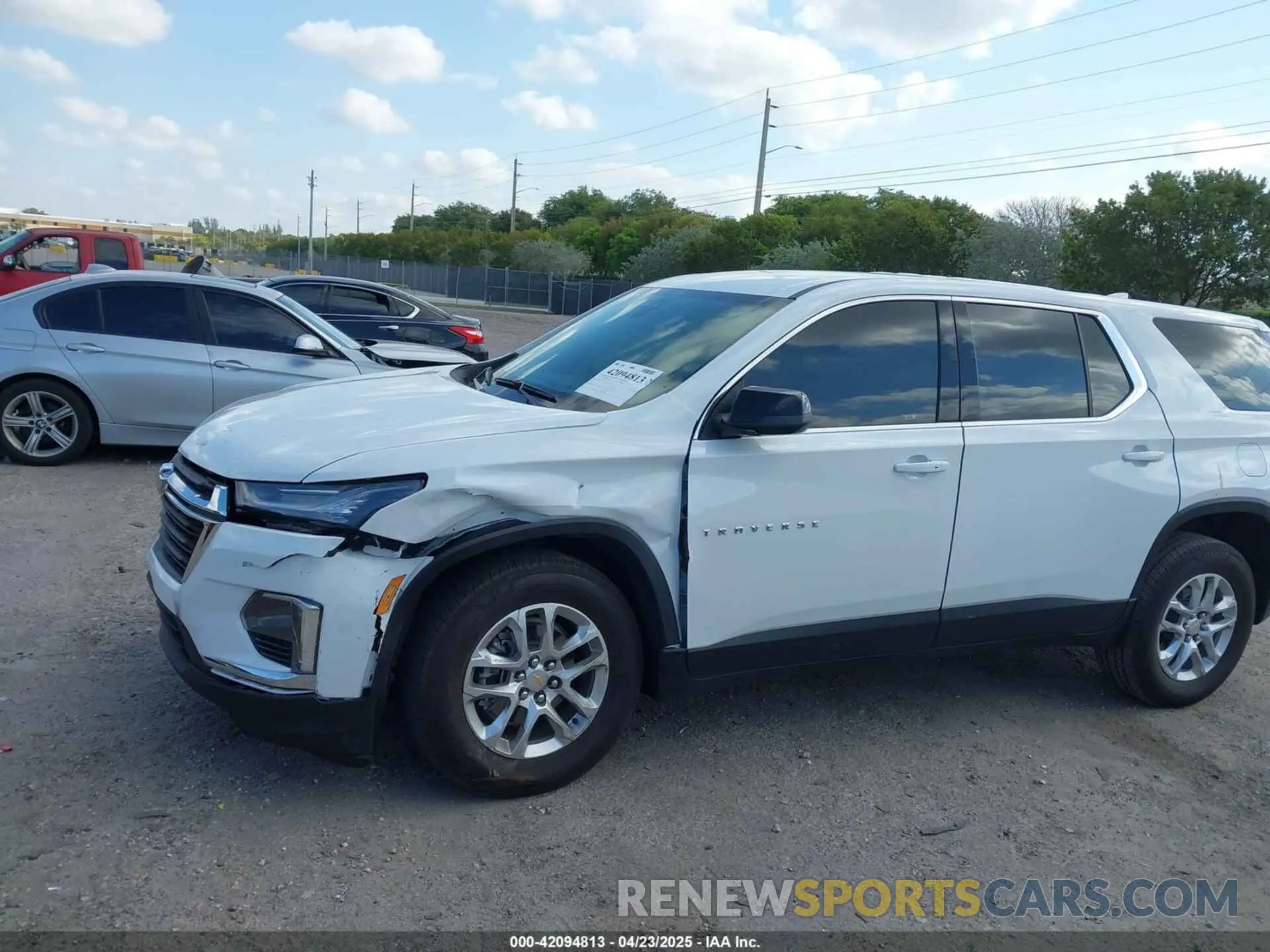 6 Photograph of a damaged car 1GNERFKW5PJ254895 CHEVROLET TRAVERSE 2023