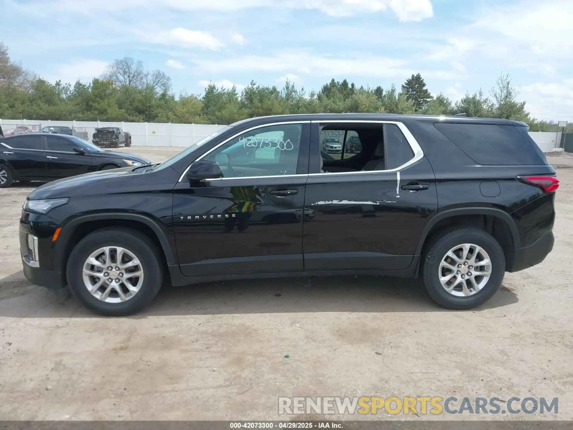 14 Фотография поврежденного автомобиля 1GNERFKW6PJ103791 CHEVROLET TRAVERSE 2023