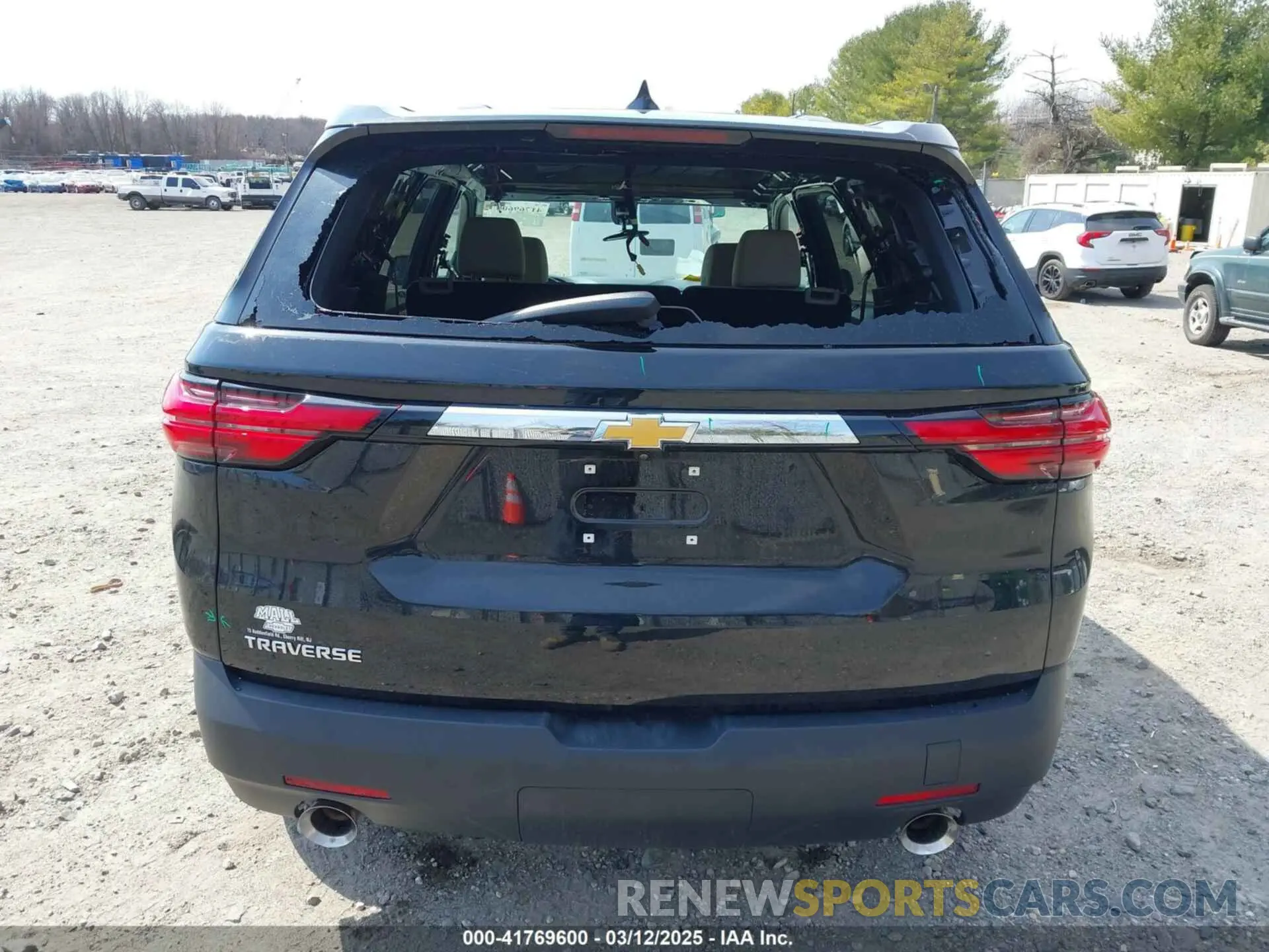 16 Photograph of a damaged car 1GNERFKW7PJ327409 CHEVROLET TRAVERSE 2023