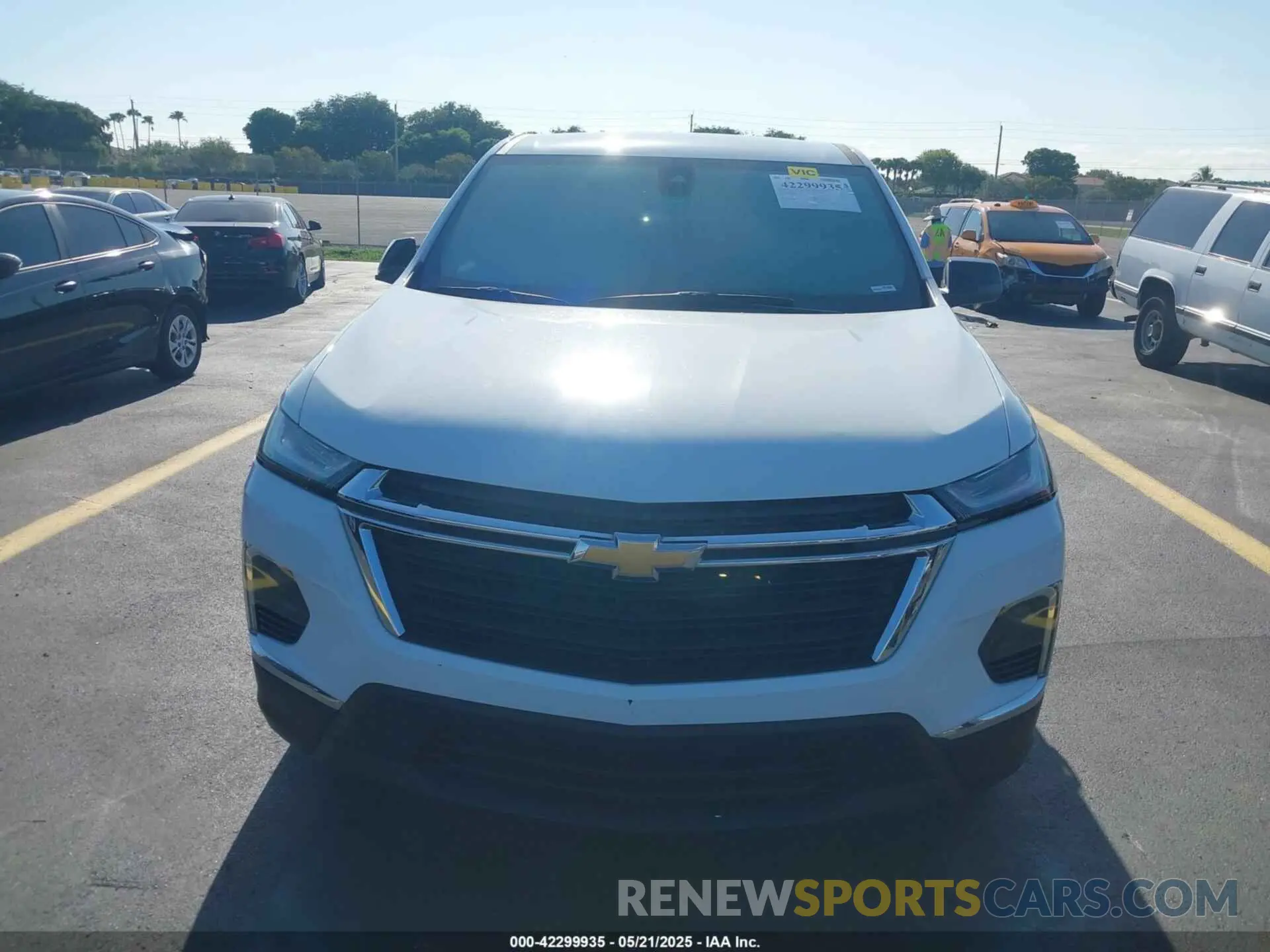6 Photograph of a damaged car 1GNERFKW8PJ272498 CHEVROLET TRAVERSE 2023