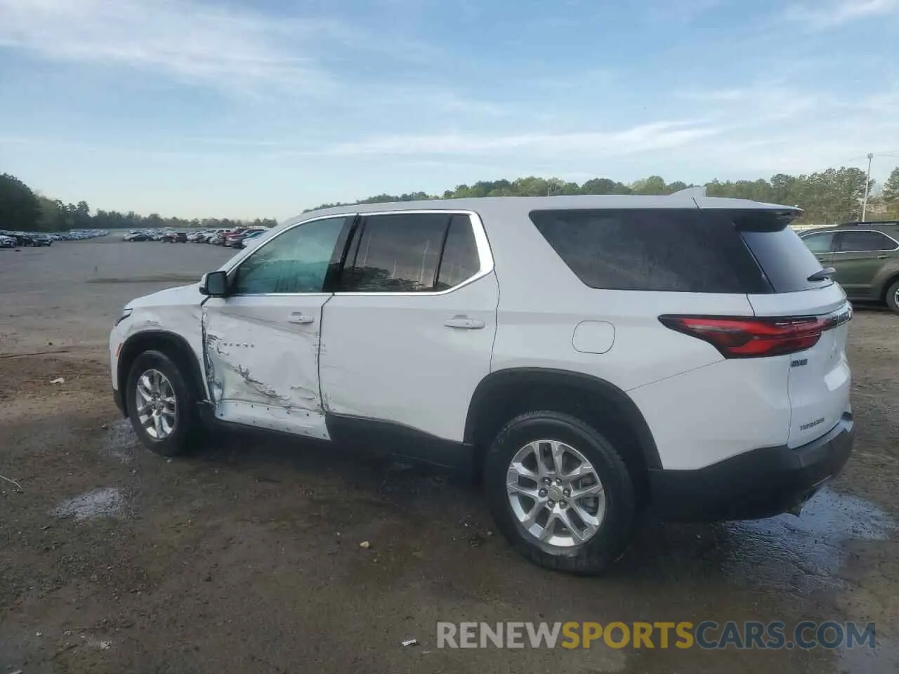 2 Фотография поврежденного автомобиля 1GNERFKW9PJ265267 CHEVROLET TRAVERSE 2023