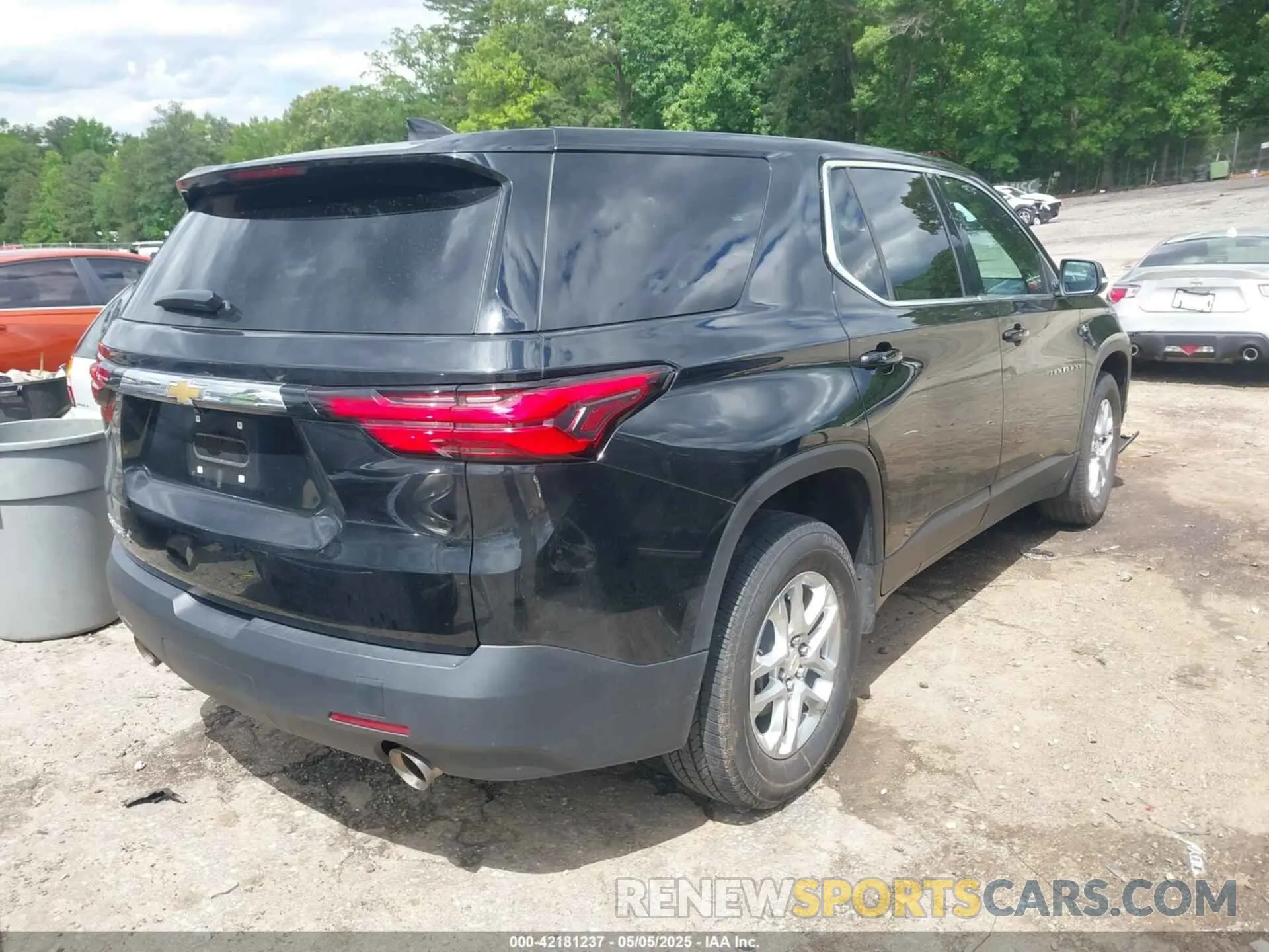4 Photograph of a damaged car 1GNERFKW9PJ319344 CHEVROLET TRAVERSE 2023