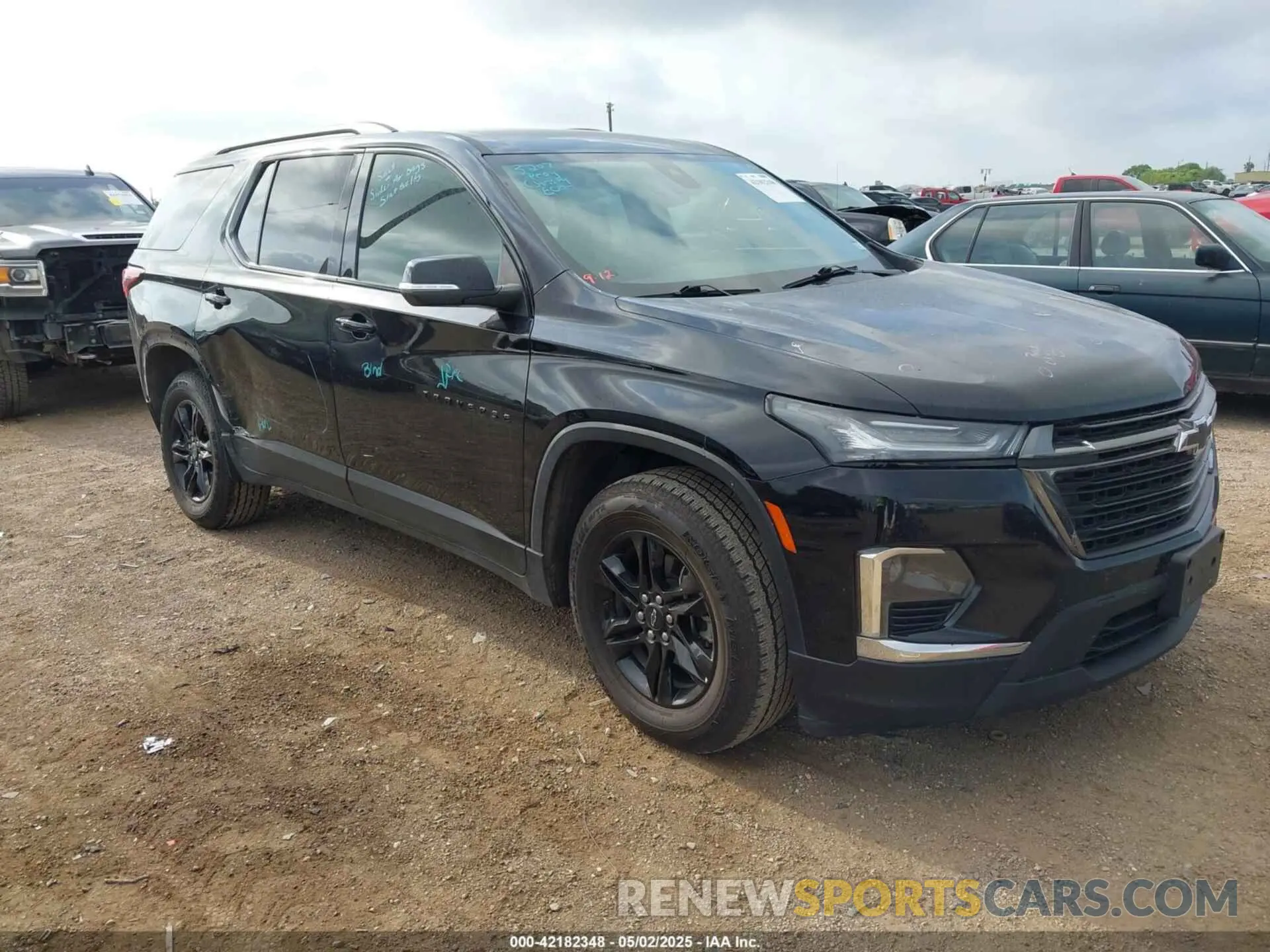 1 Photograph of a damaged car 1GNERGKW2PJ212562 CHEVROLET TRAVERSE 2023