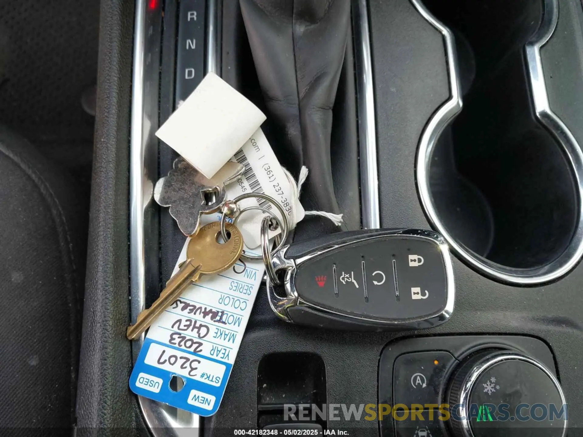 11 Photograph of a damaged car 1GNERGKW2PJ212562 CHEVROLET TRAVERSE 2023
