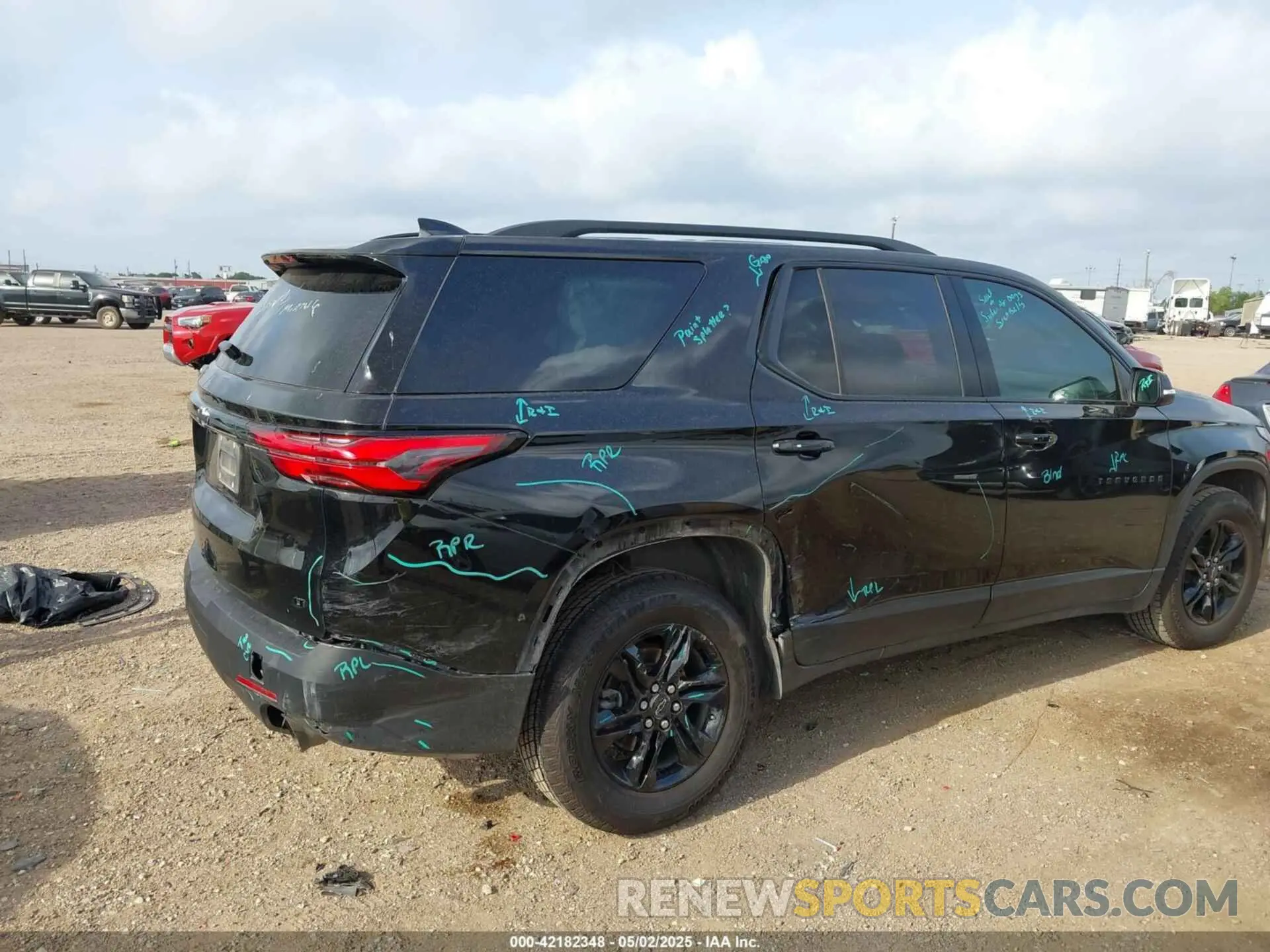 6 Photograph of a damaged car 1GNERGKW2PJ212562 CHEVROLET TRAVERSE 2023