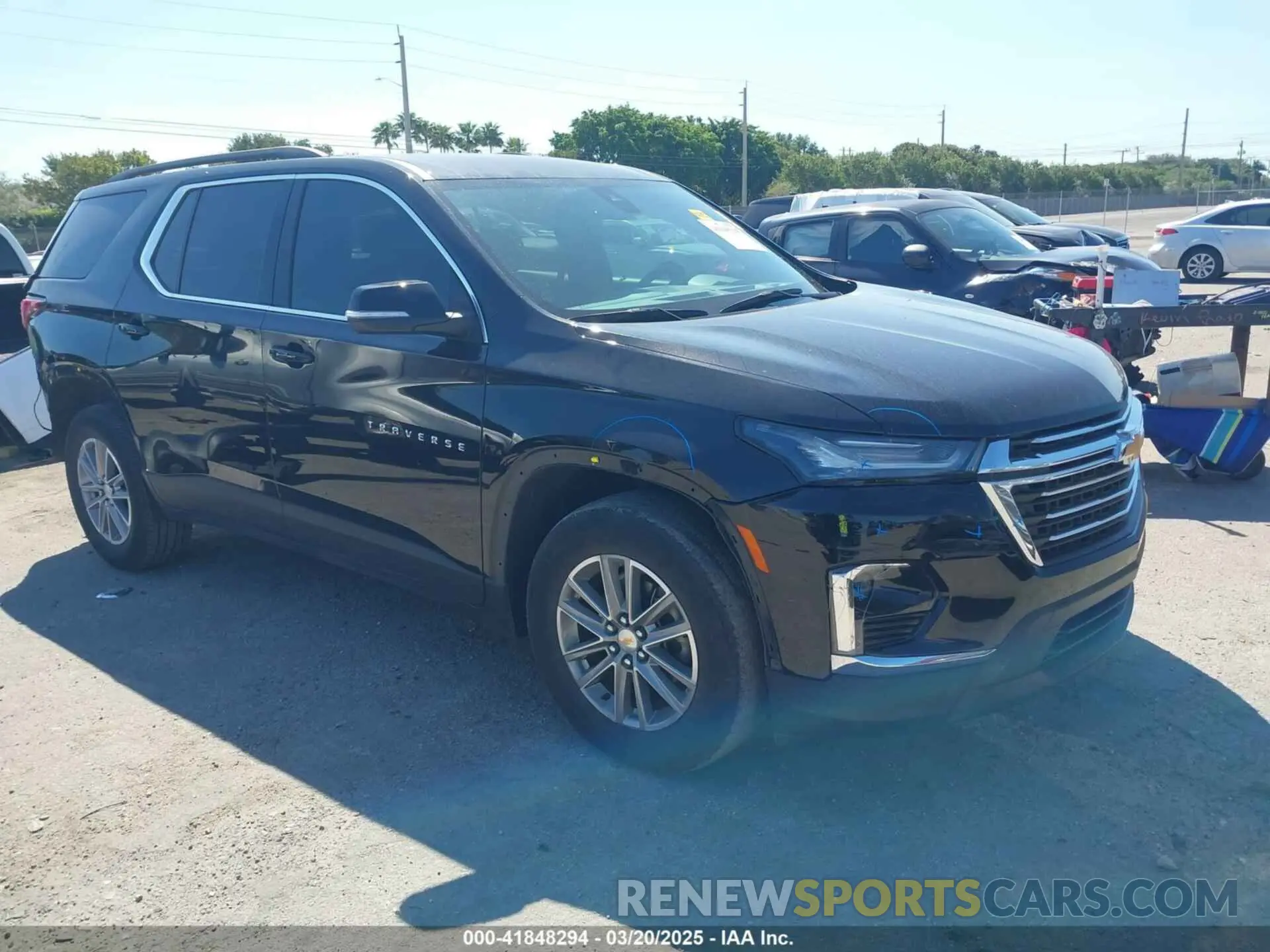 1 Photograph of a damaged car 1GNERGKW2PJ289979 CHEVROLET TRAVERSE 2023