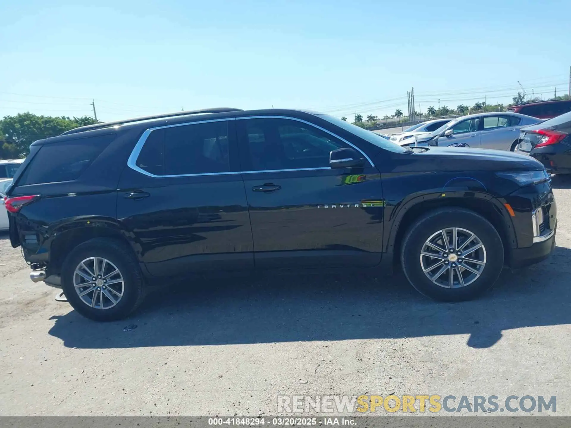14 Photograph of a damaged car 1GNERGKW2PJ289979 CHEVROLET TRAVERSE 2023