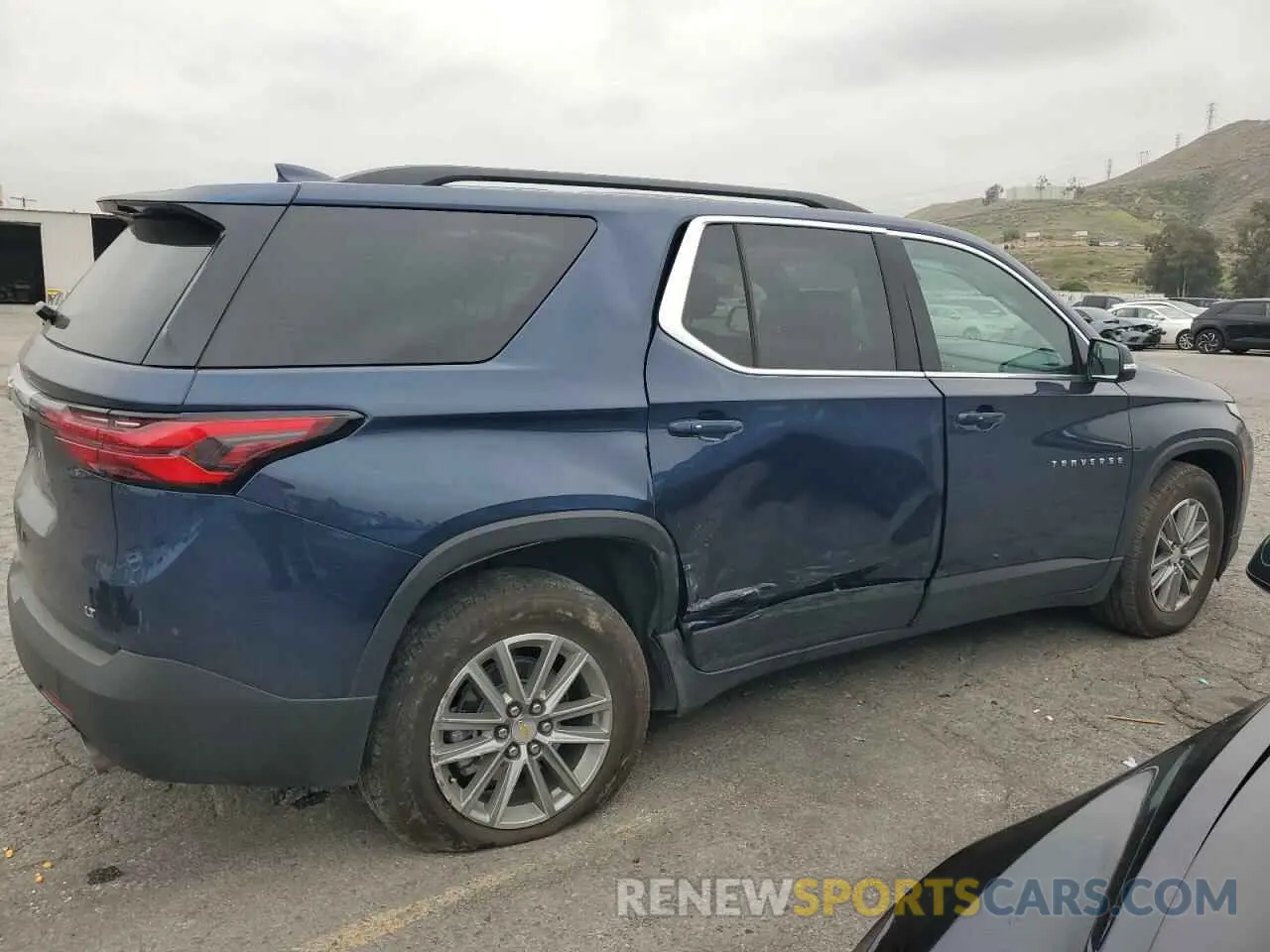 3 Фотография поврежденного автомобиля 1GNERGKW2PJ305095 CHEVROLET TRAVERSE 2023