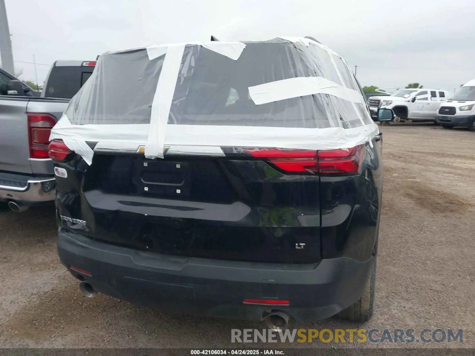 15 Фотография поврежденного автомобиля 1GNERGKW3PJ276061 CHEVROLET TRAVERSE 2023