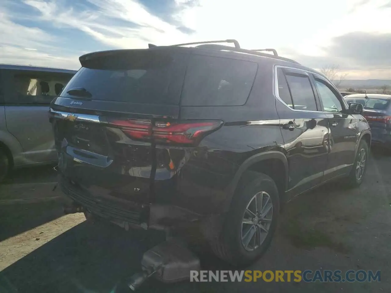 3 Photograph of a damaged car 1GNERGKW4PJ216578 CHEVROLET TRAVERSE 2023