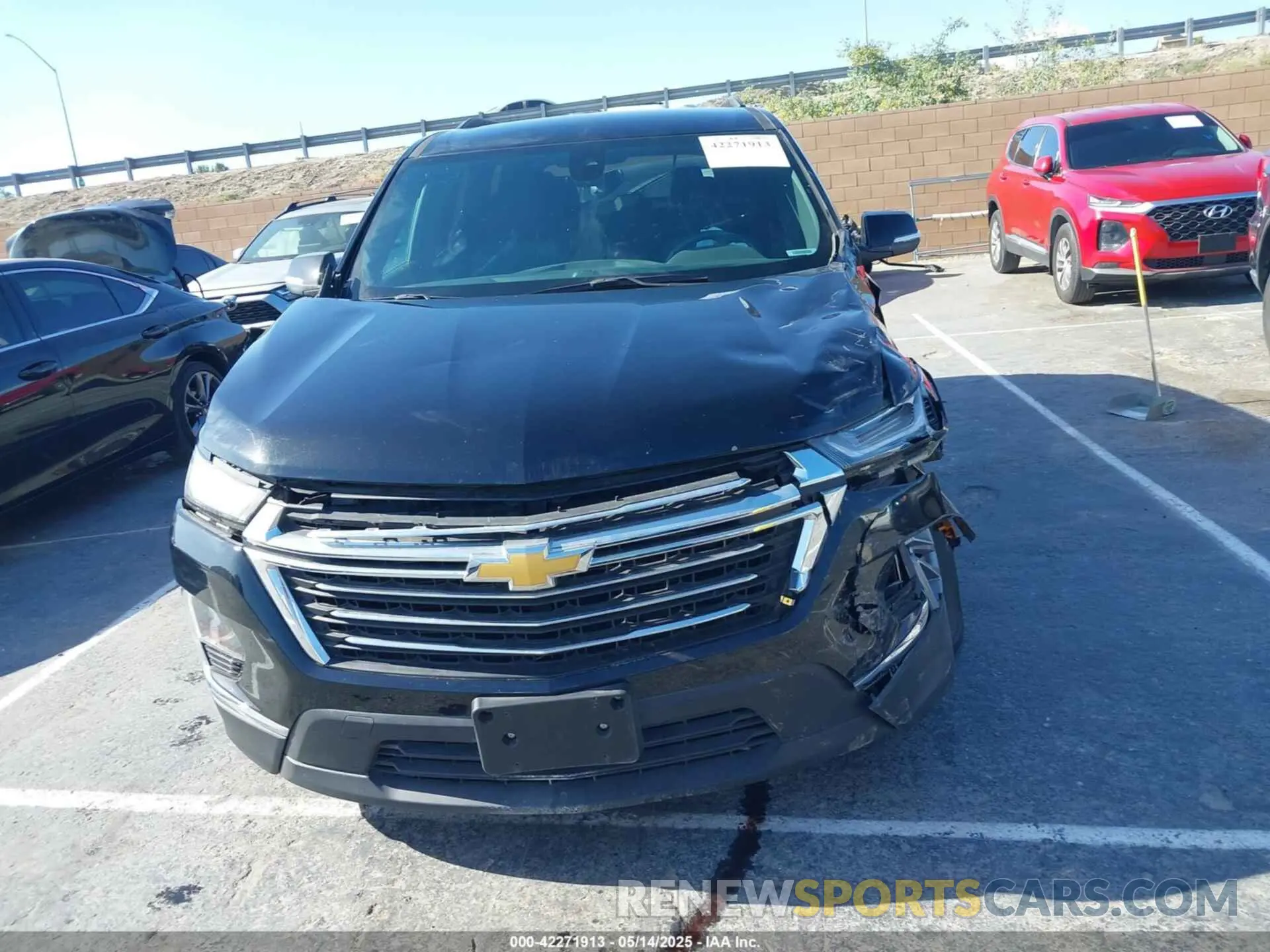 11 Photograph of a damaged car 1GNERGKW4PJ317961 CHEVROLET TRAVERSE 2023