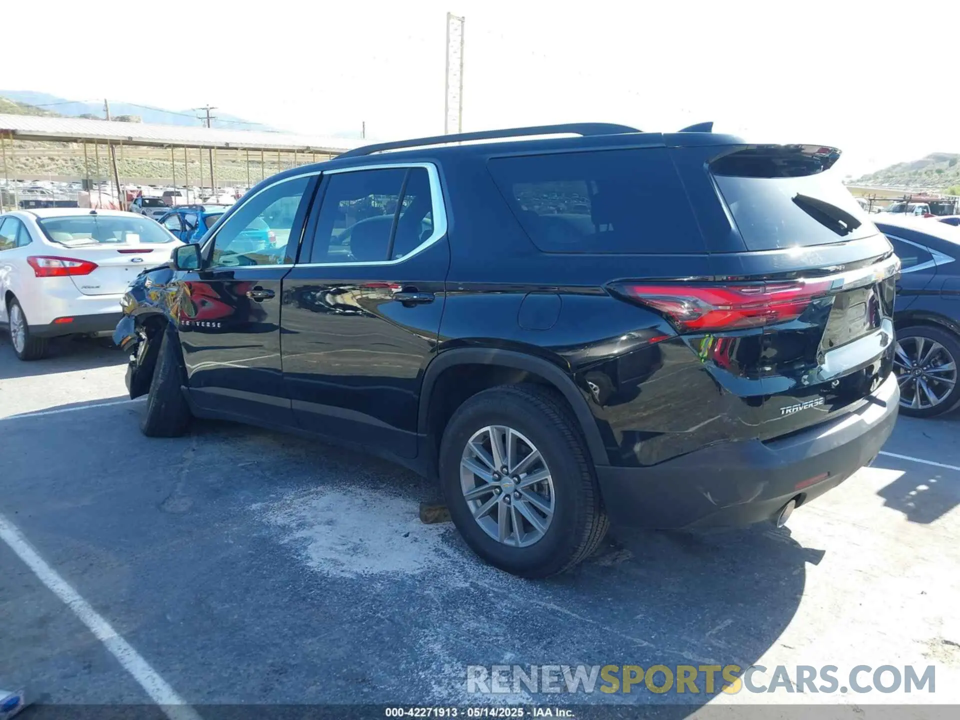 3 Photograph of a damaged car 1GNERGKW4PJ317961 CHEVROLET TRAVERSE 2023