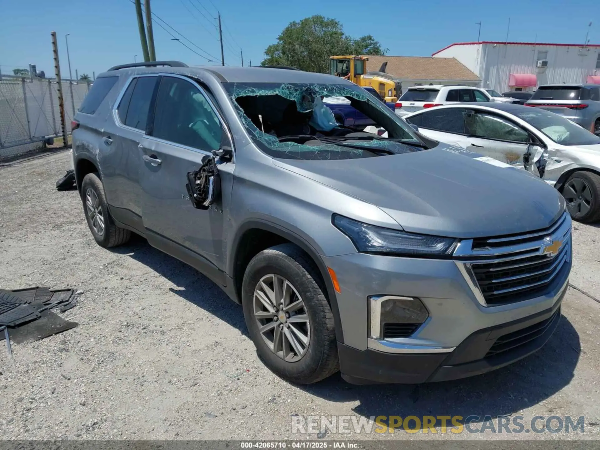 1 Фотография поврежденного автомобиля 1GNERGKW5PJ248875 CHEVROLET TRAVERSE 2023