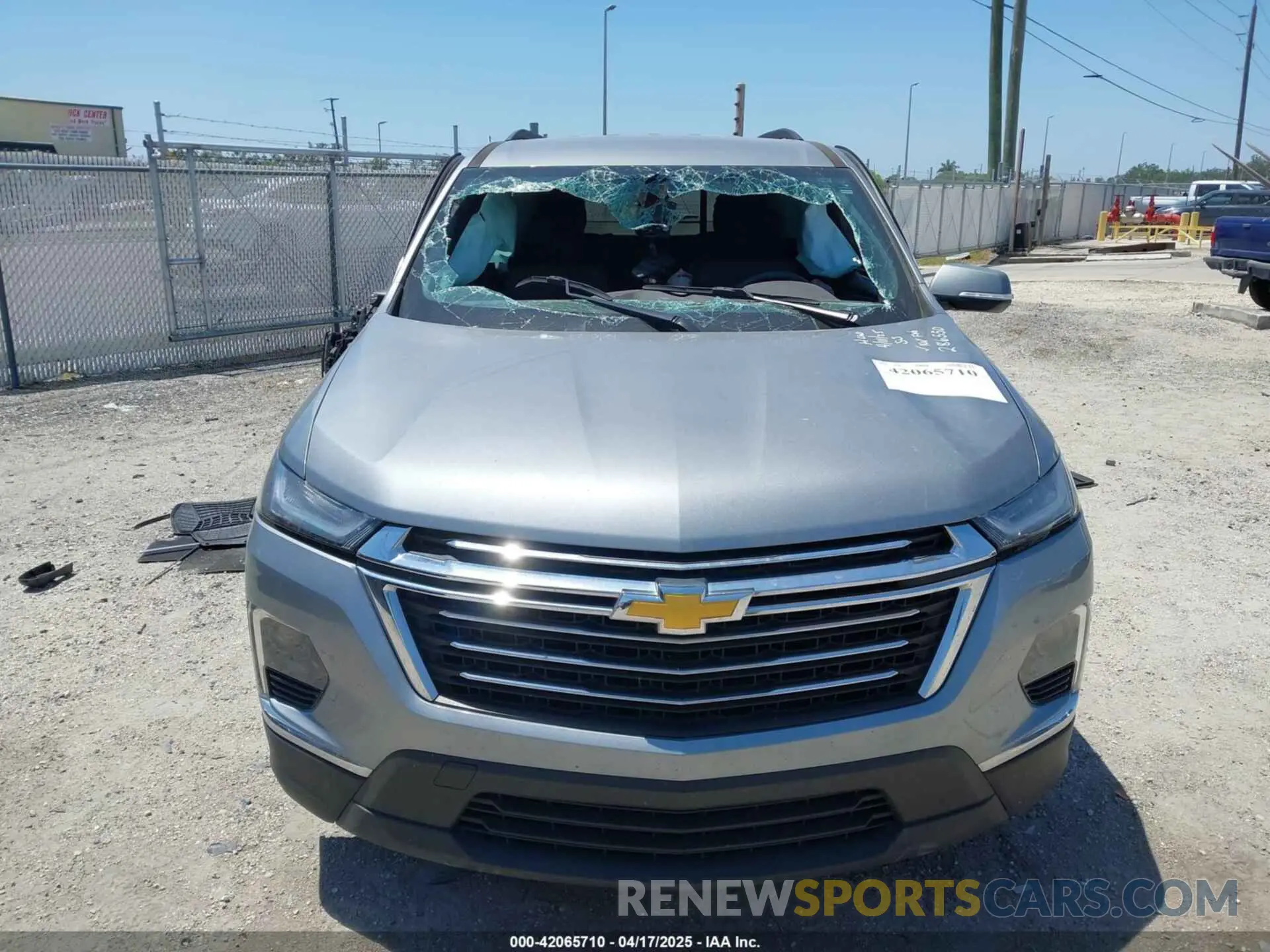 12 Фотография поврежденного автомобиля 1GNERGKW5PJ248875 CHEVROLET TRAVERSE 2023