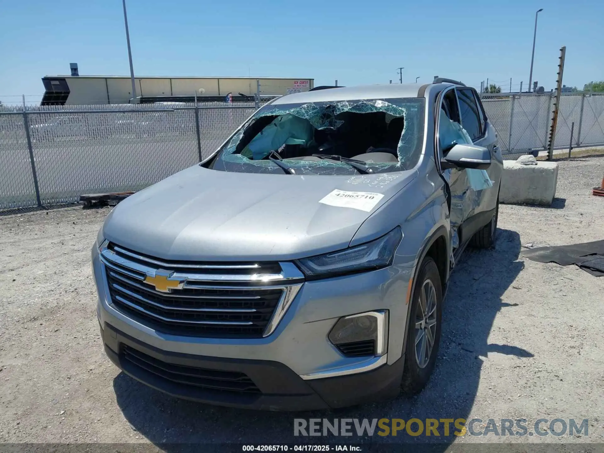 6 Фотография поврежденного автомобиля 1GNERGKW5PJ248875 CHEVROLET TRAVERSE 2023