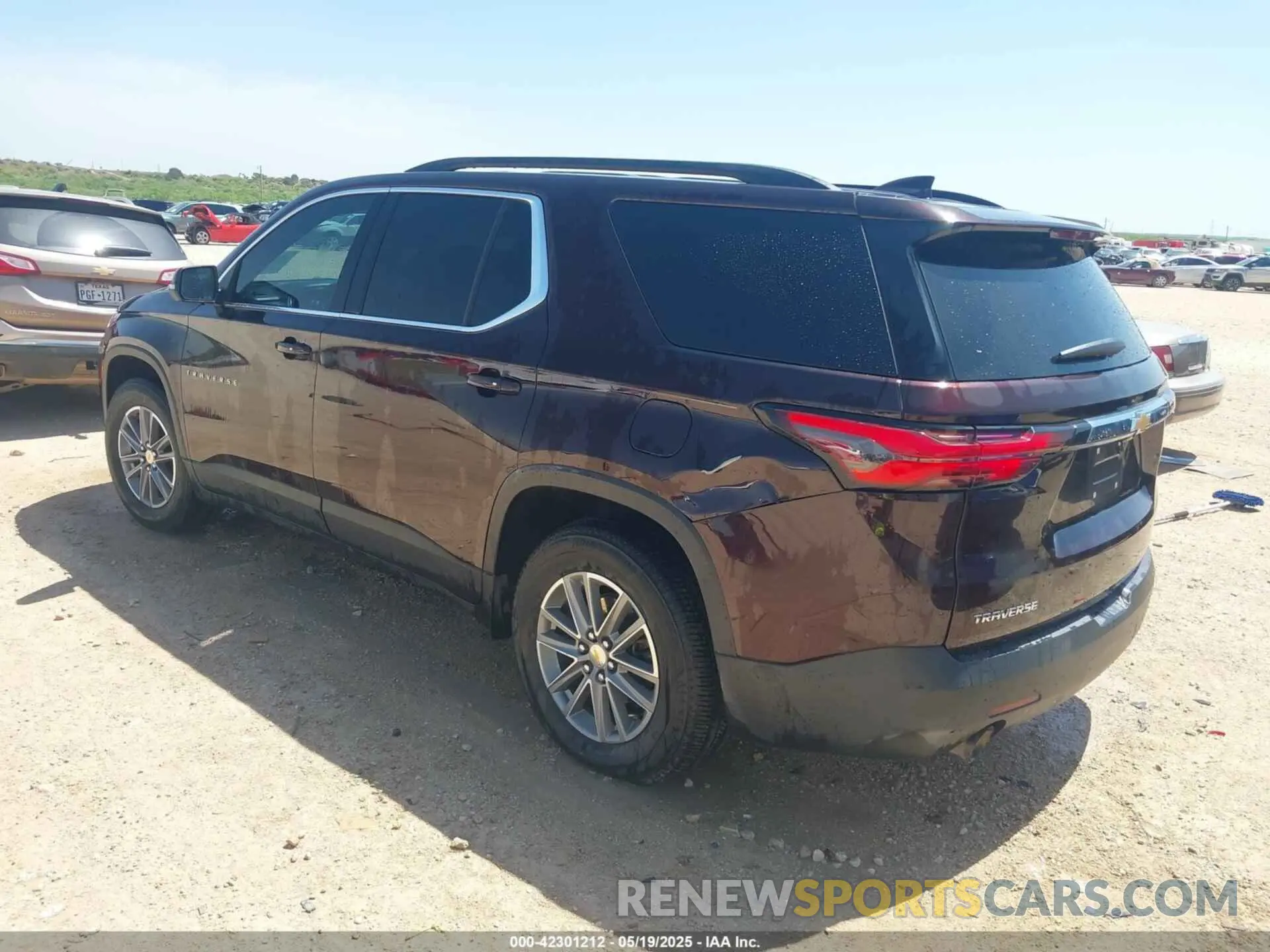 3 Фотография поврежденного автомобиля 1GNERGKW5PJ296957 CHEVROLET TRAVERSE 2023
