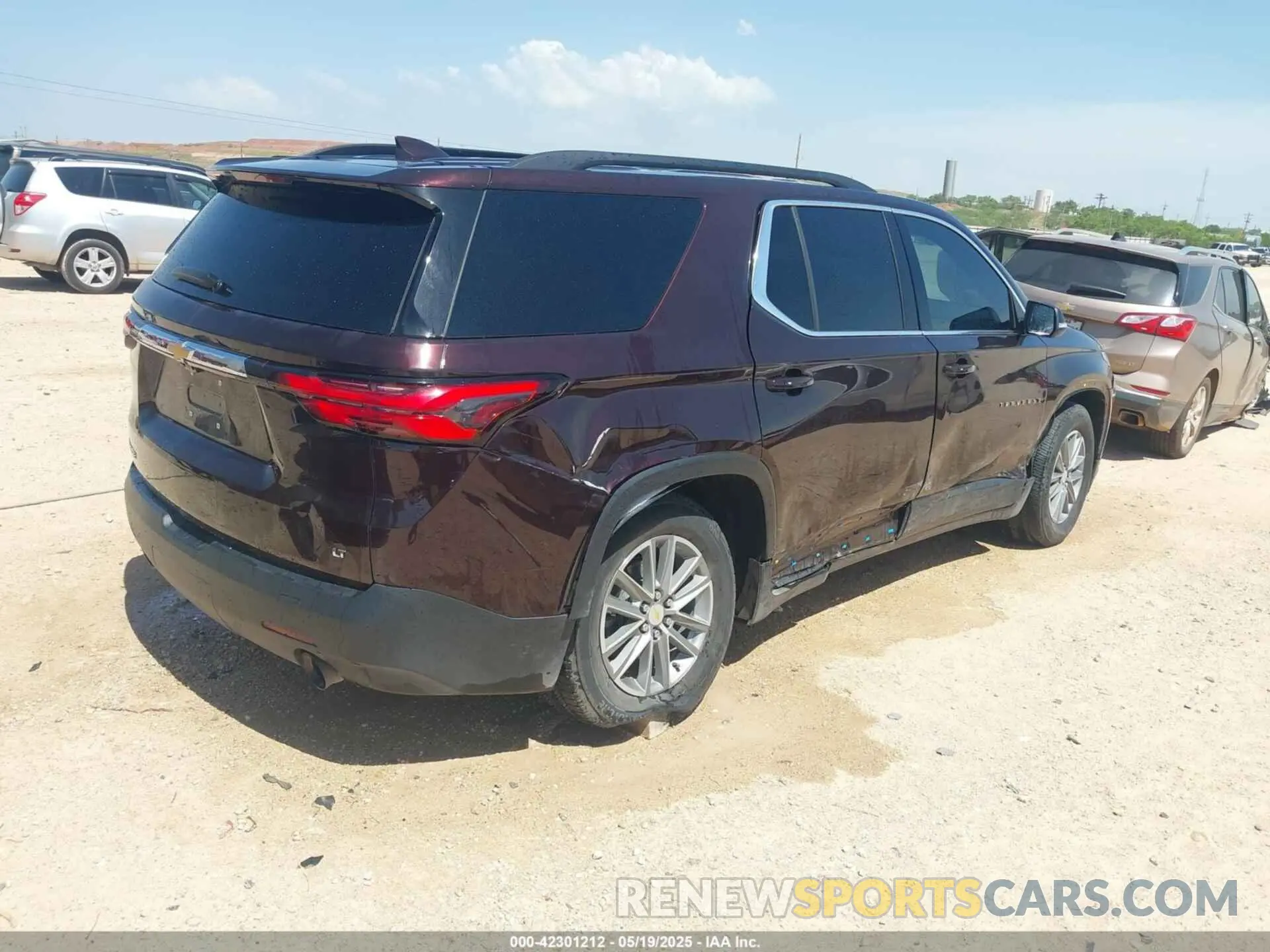 4 Фотография поврежденного автомобиля 1GNERGKW5PJ296957 CHEVROLET TRAVERSE 2023