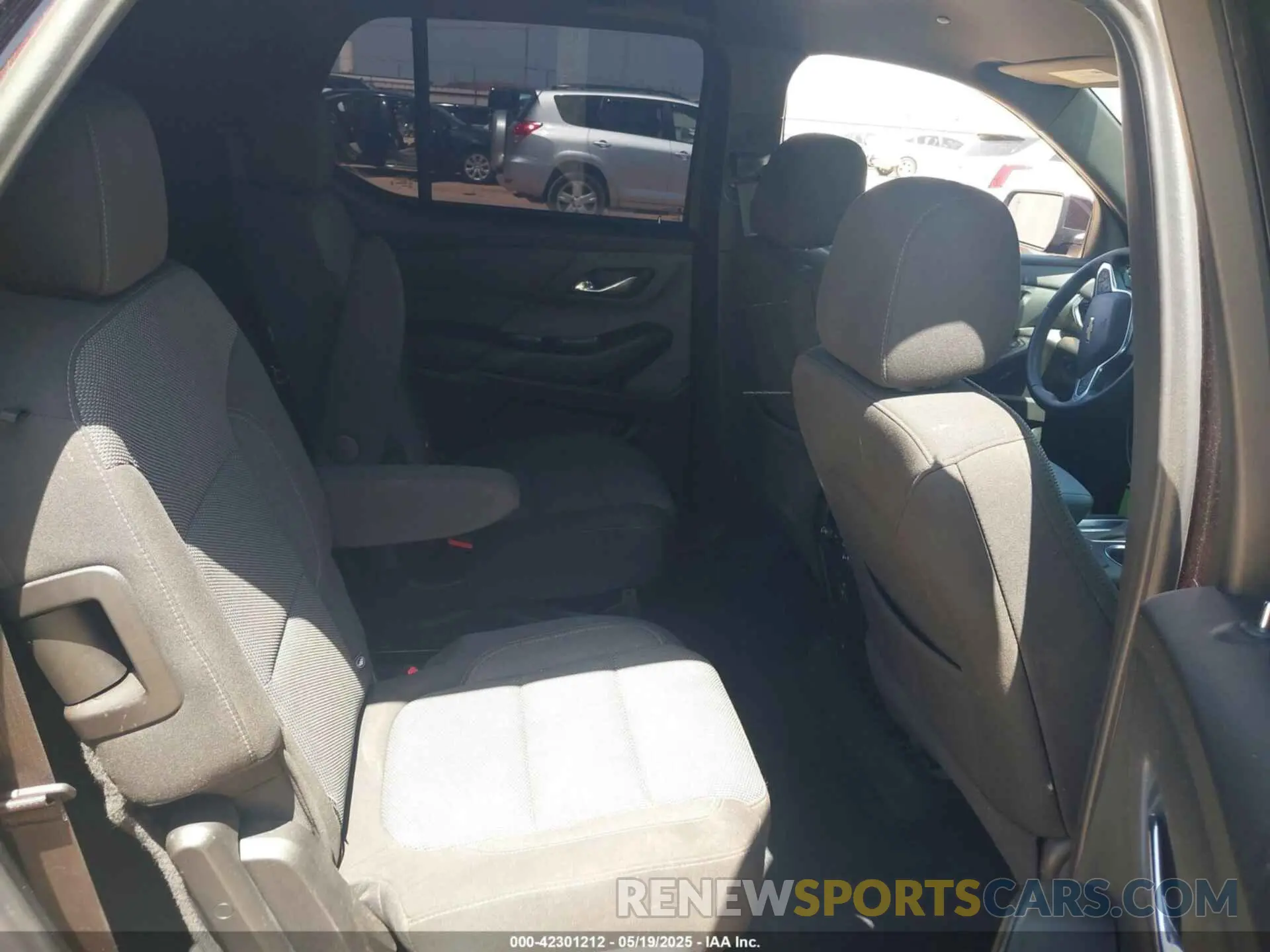 8 Фотография поврежденного автомобиля 1GNERGKW5PJ296957 CHEVROLET TRAVERSE 2023
