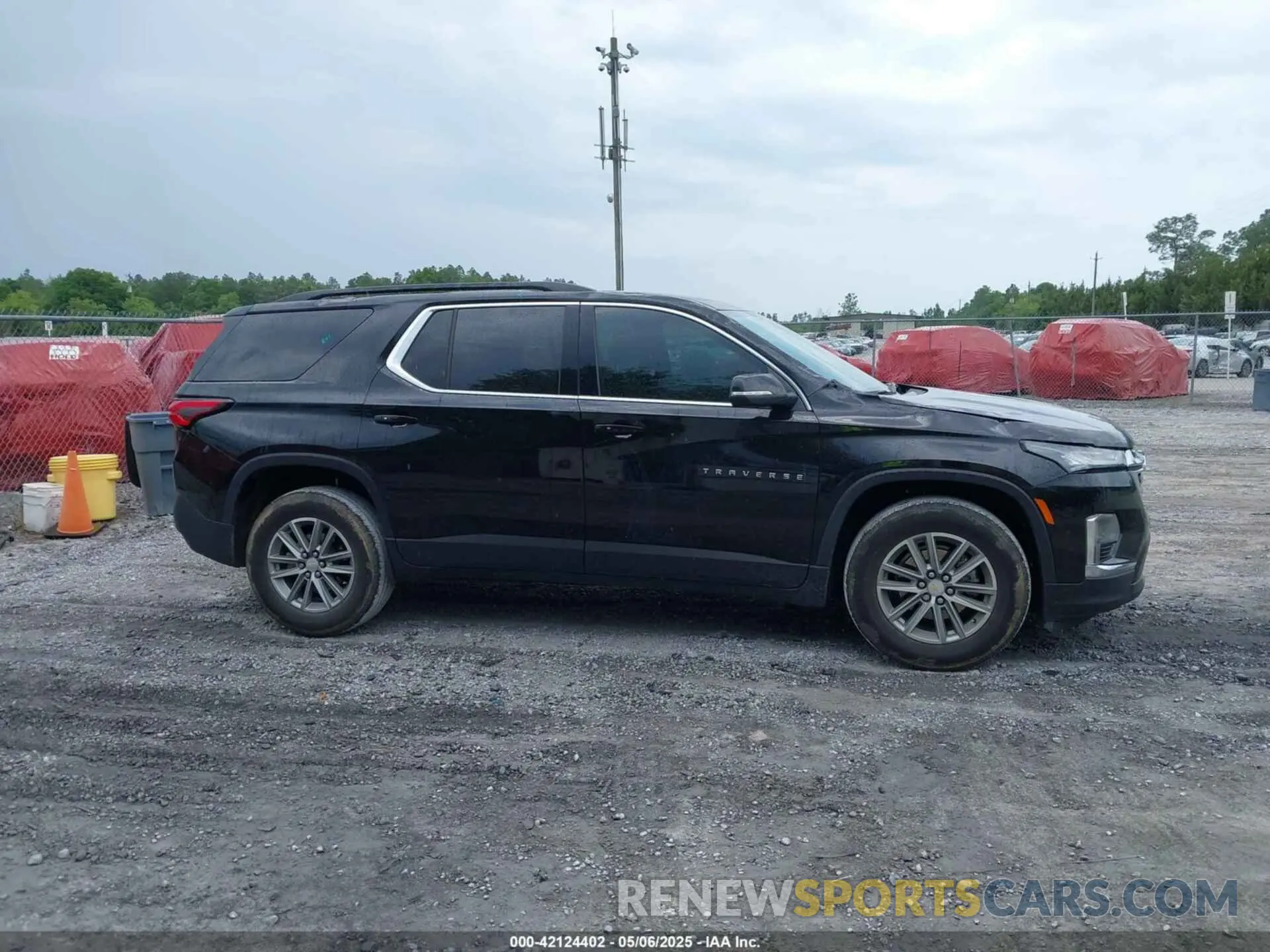 13 Photograph of a damaged car 1GNERGKW6PJ286163 CHEVROLET TRAVERSE 2023