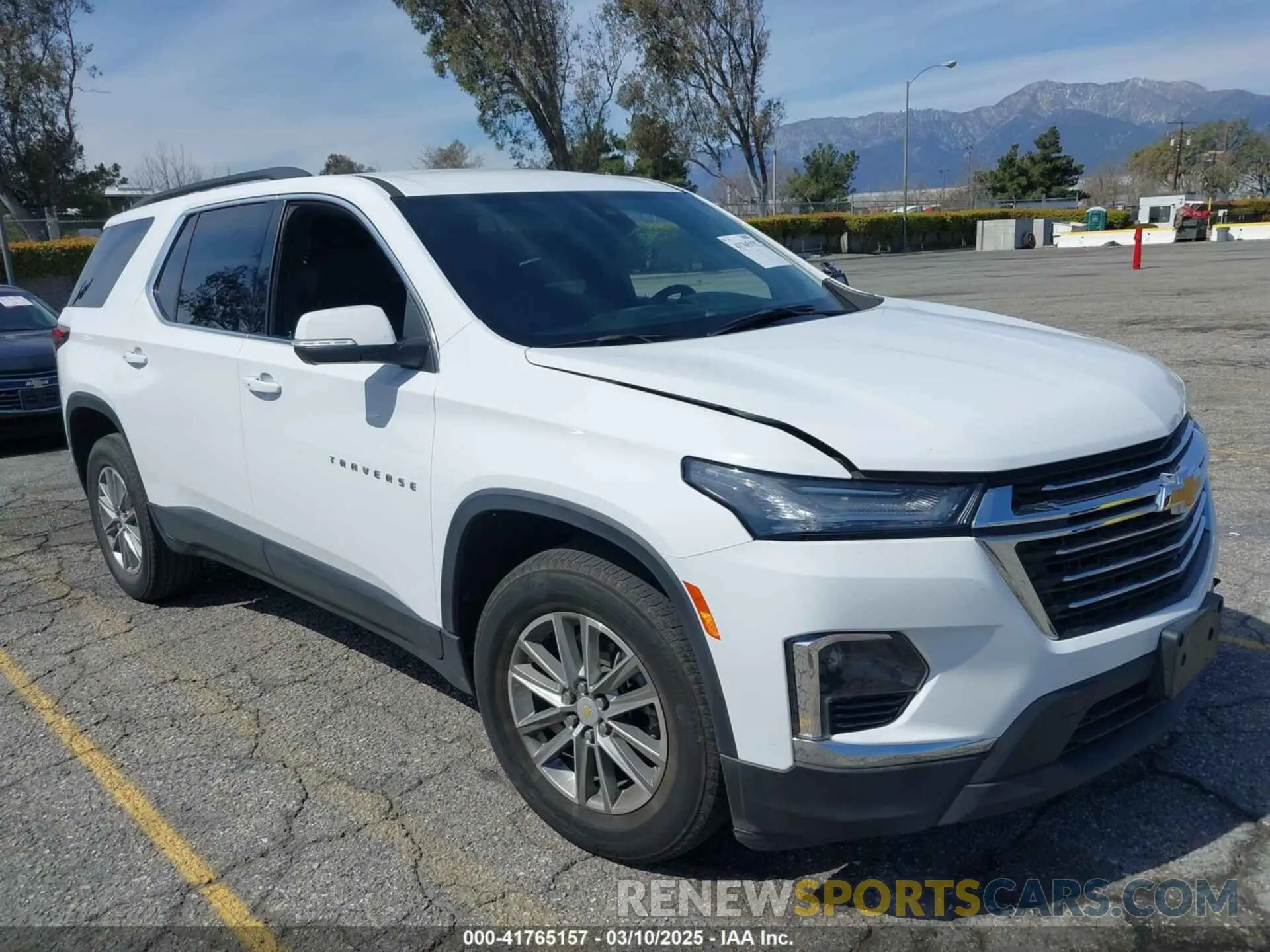 1 Фотография поврежденного автомобиля 1GNERGKW7PJ223881 CHEVROLET TRAVERSE 2023