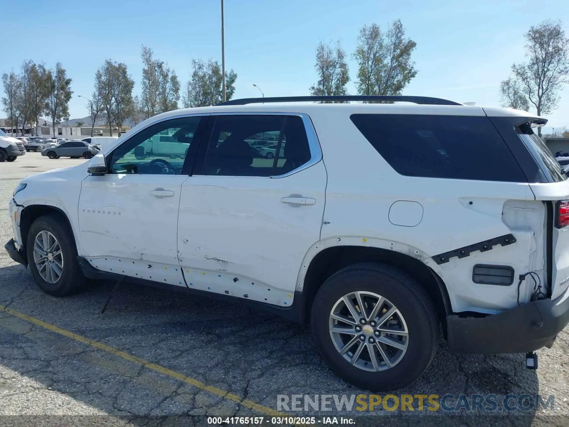 6 Фотография поврежденного автомобиля 1GNERGKW7PJ223881 CHEVROLET TRAVERSE 2023